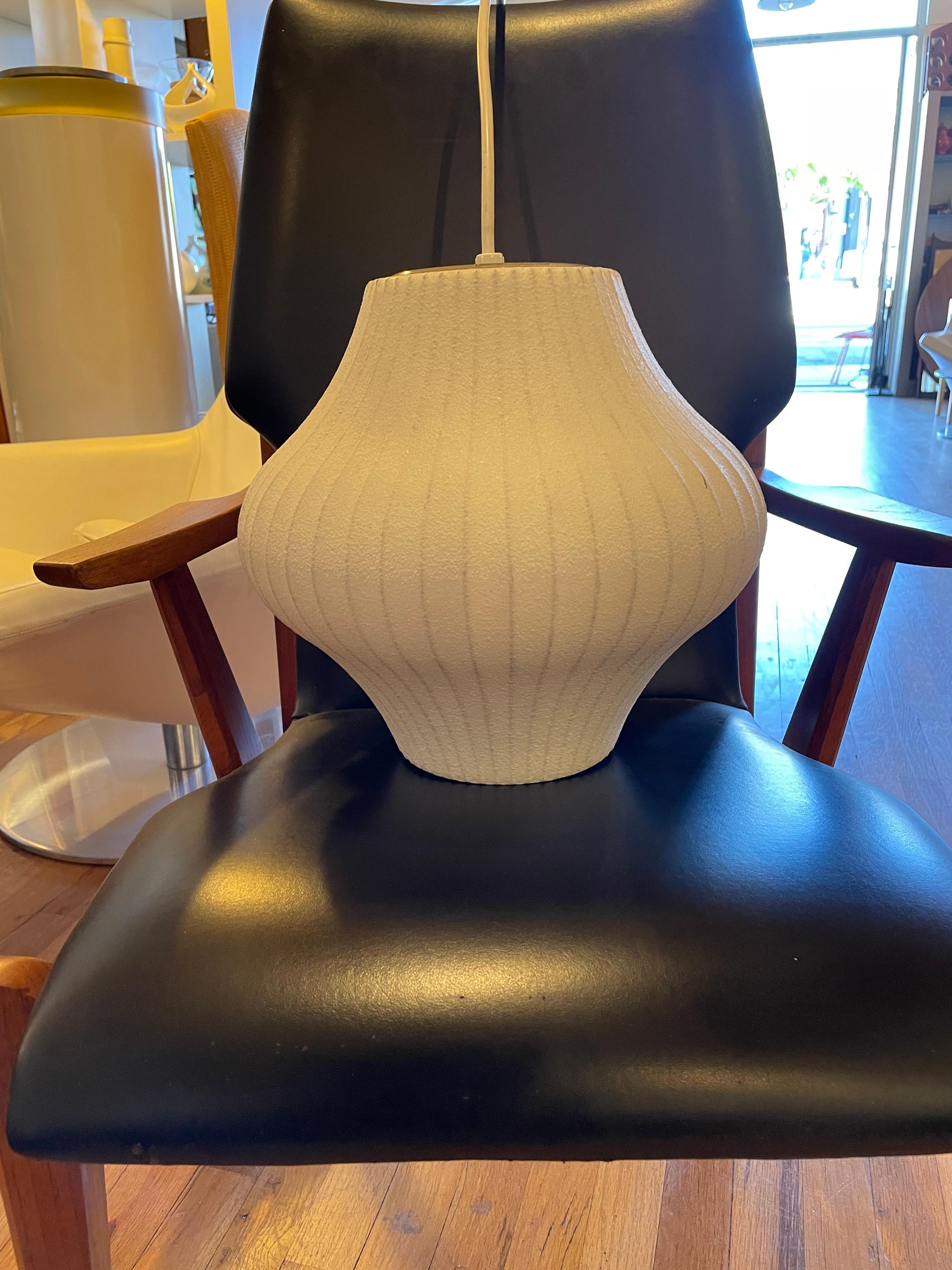 Nord-américain Lampe bulle poire moderne du milieu du siècle dernier par Modernica
