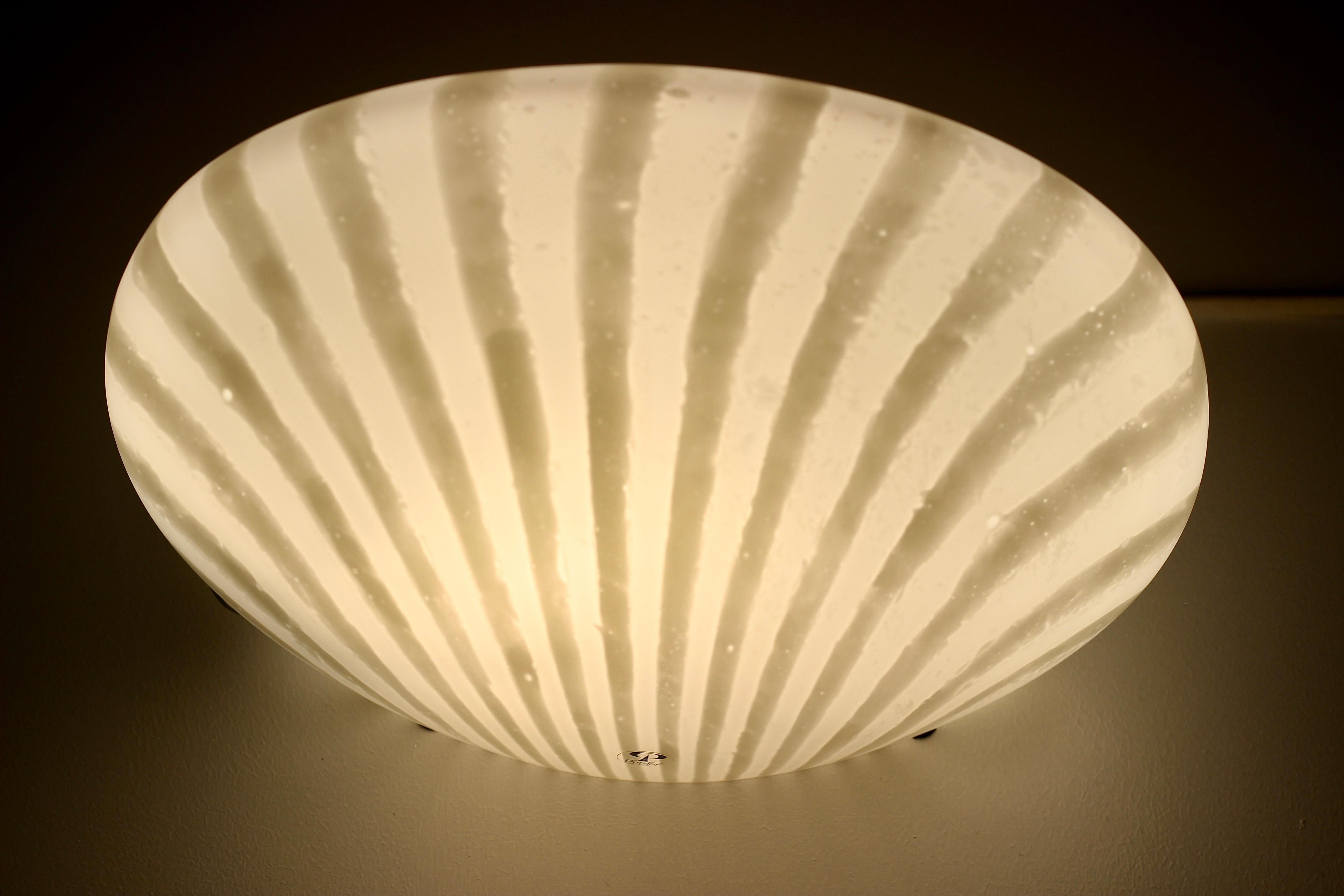 Lampe en verre coquillage Peill & Putzler, moderne du milieu du siècle, fabriquée en Allemagne, années 1960 en vente 2