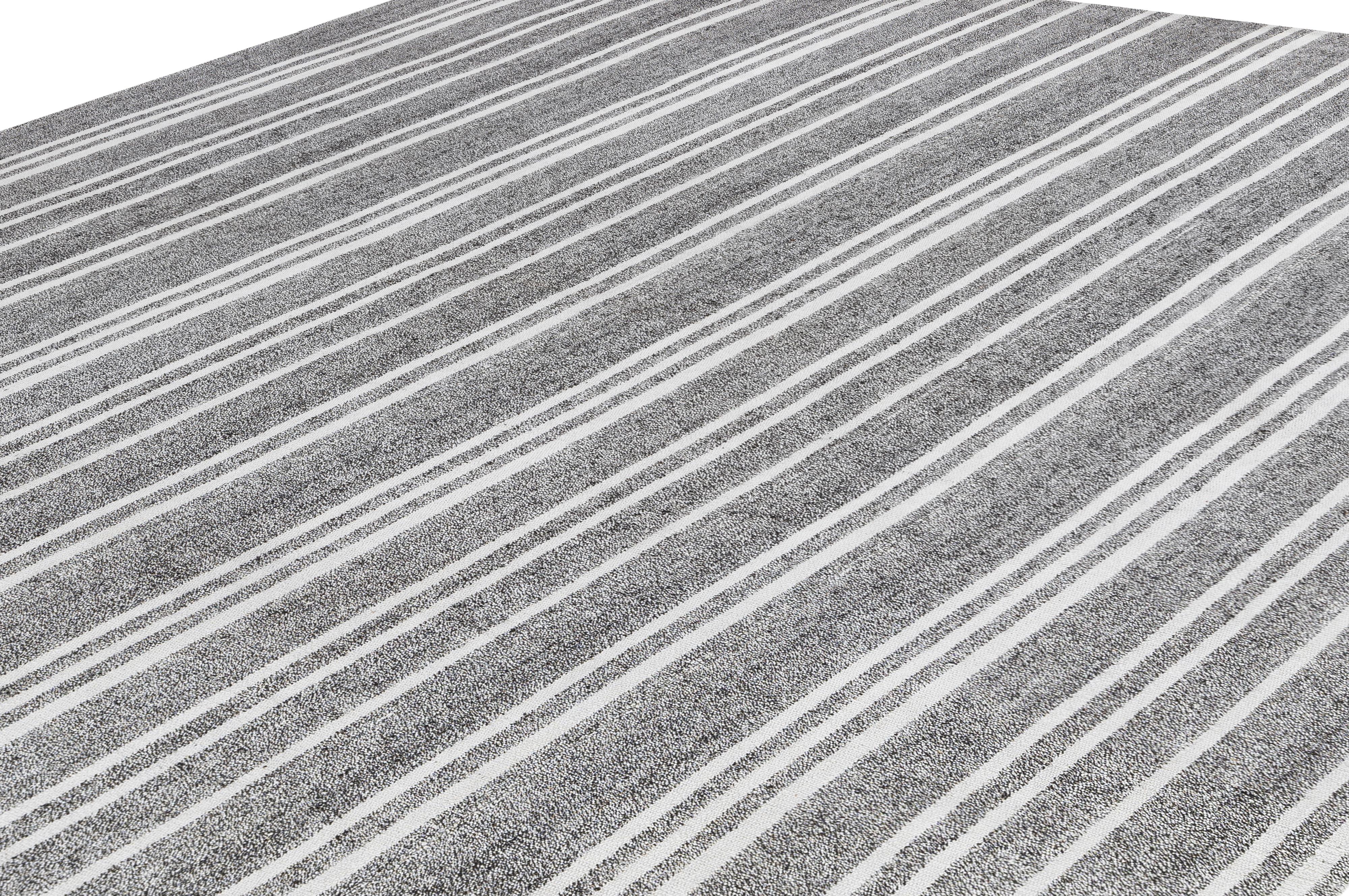 Mid-Century Modern Pelas Flat-Weave Rug (Kelim) im Angebot
