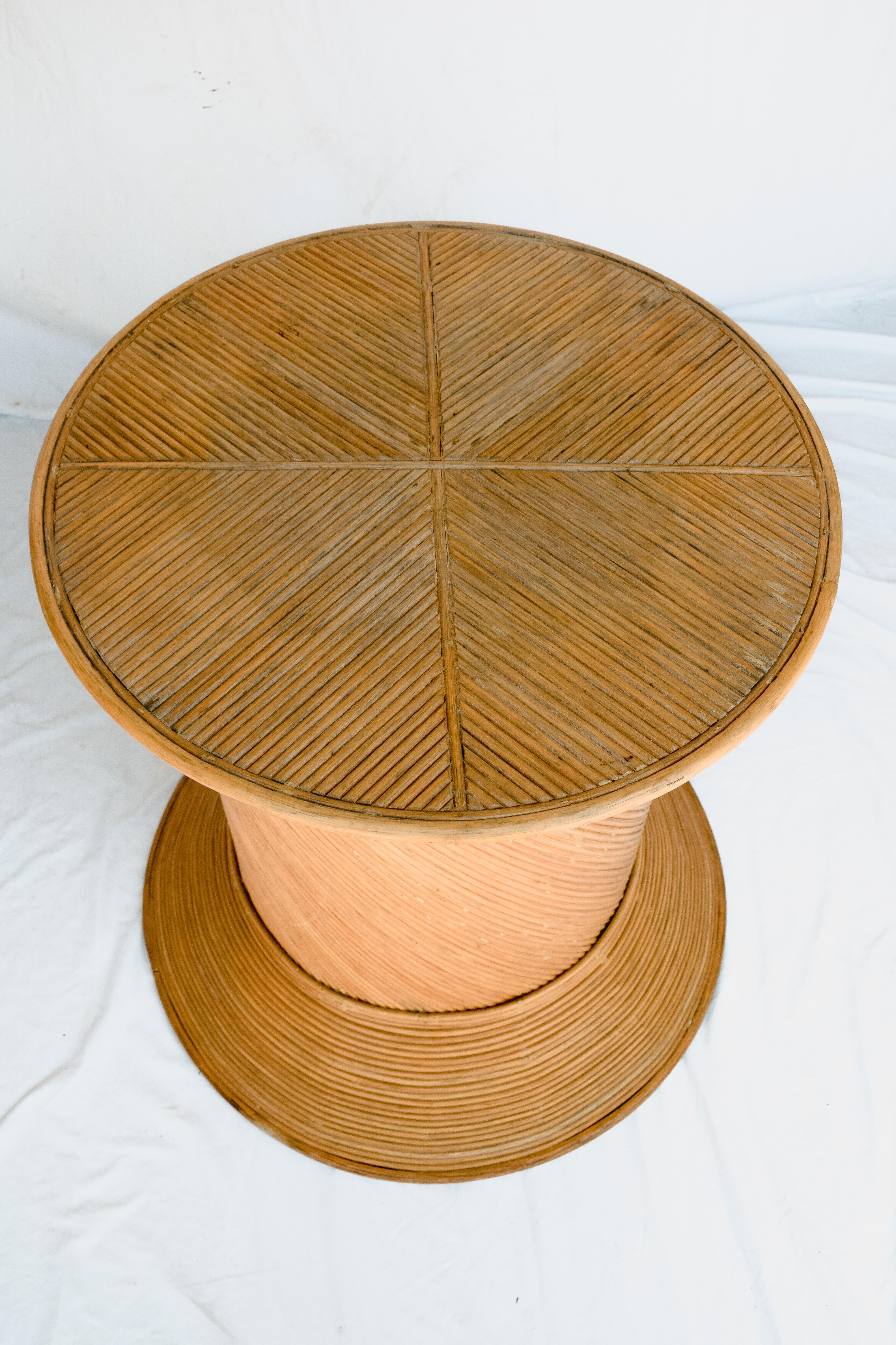 Mid-Century Modern Pencil Reed Bamboo Side Table or End Table For Sale 1