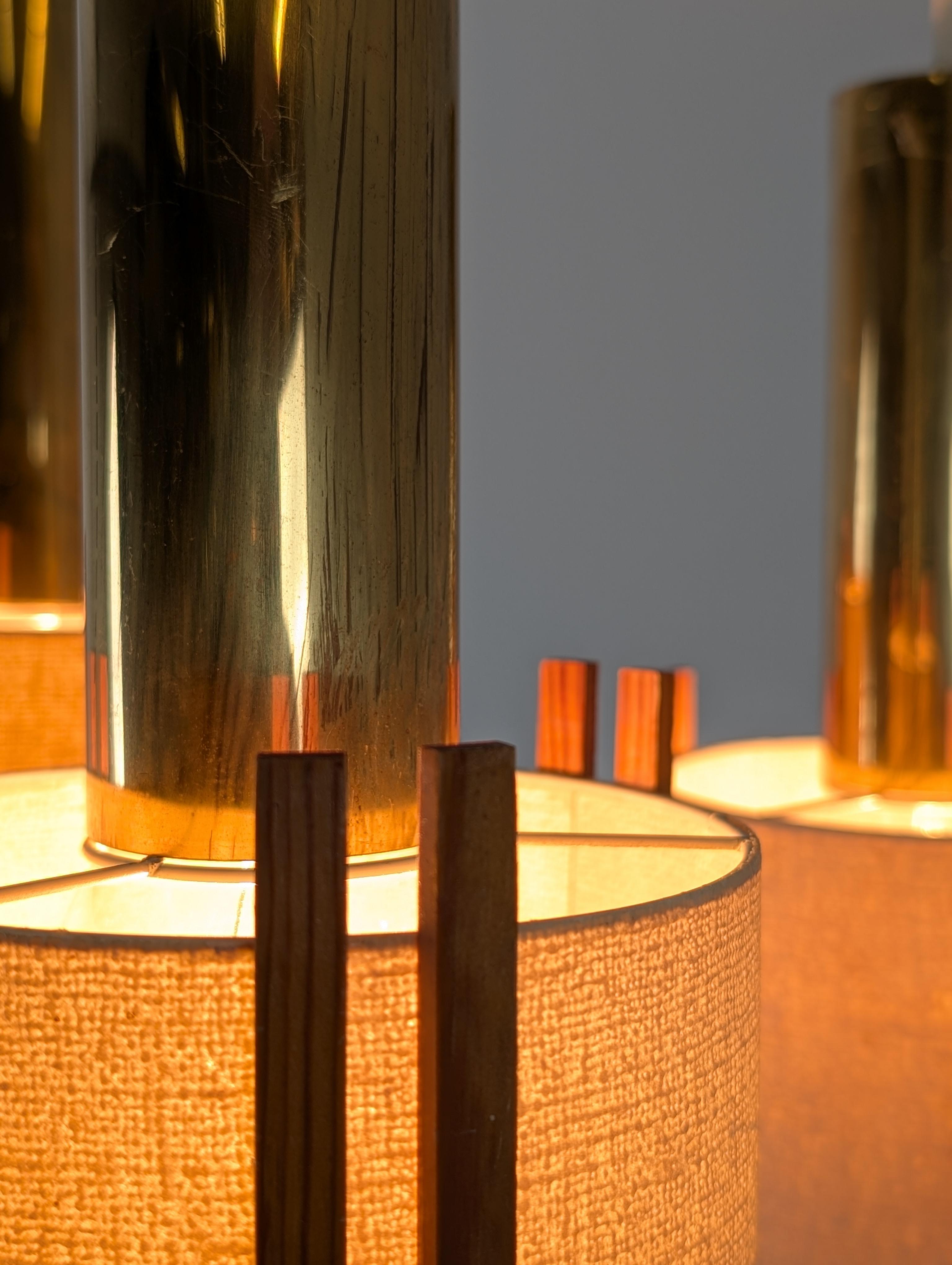 Ciondolo moderno di metà secolo in ottone, pino e carta, Finlandia, anni '60 in vendita 9