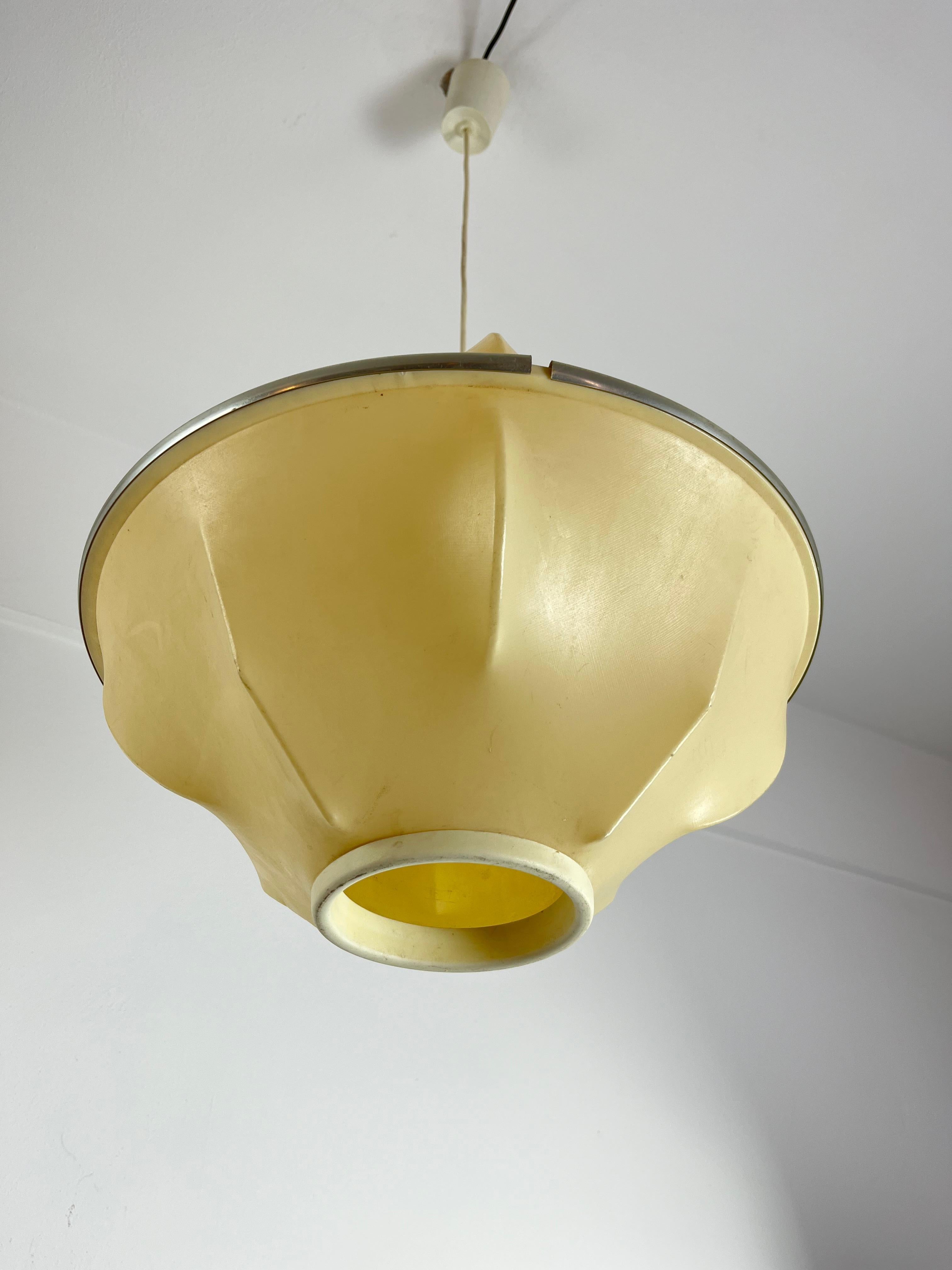 Mid-Century Modern Pendant Lamp Designed & Manufactered Probably By Flos 1960s For Sale 3