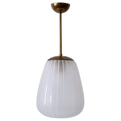 Lampe à suspension moderne du milieu du siècle Diana de Wilhelm Wagenfeld pour Peill & Putzler