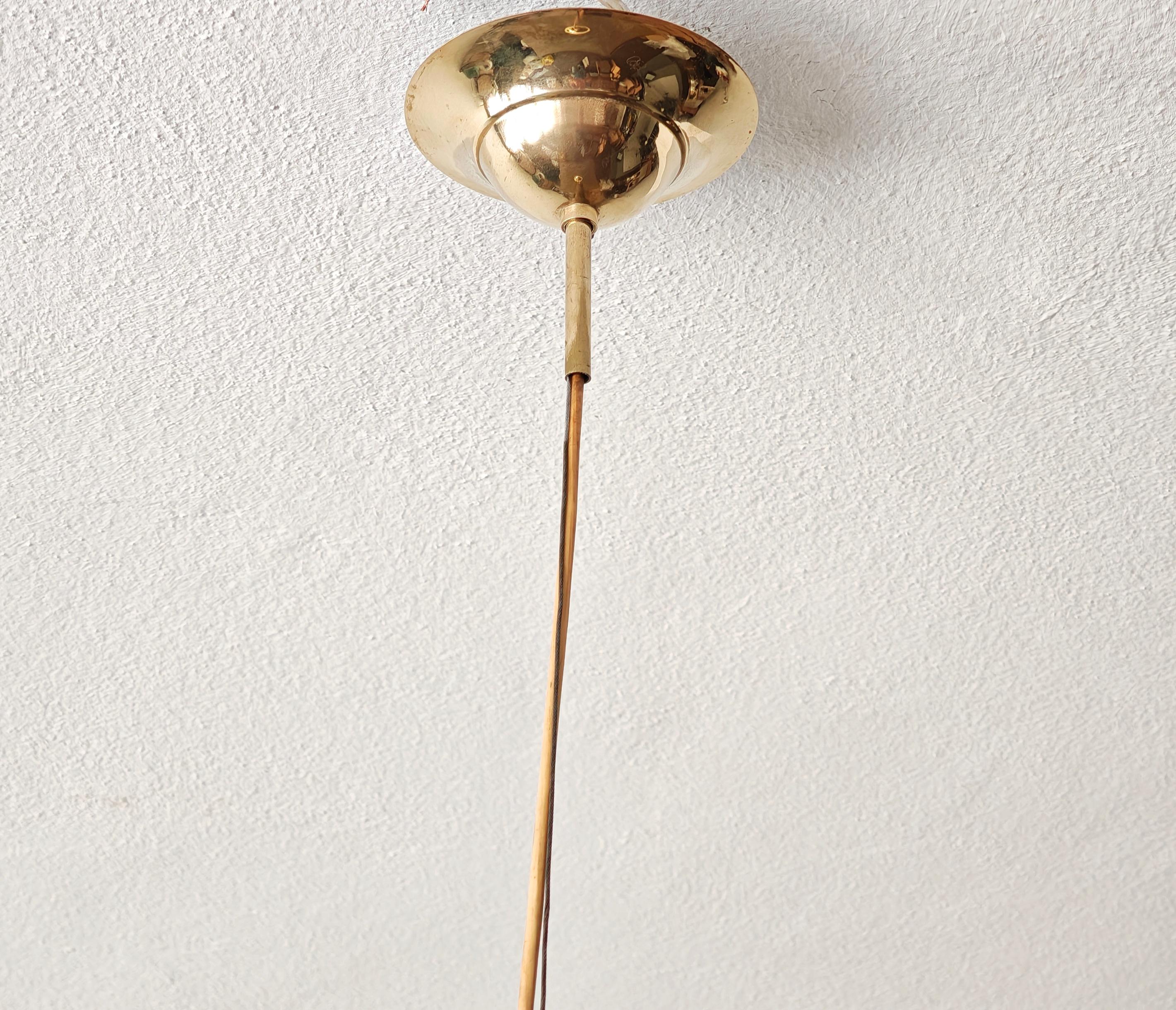 Lampada a sospensione moderna di metà secolo in vetro ambra  e Design/One Italia 1960/70 in vendita 7