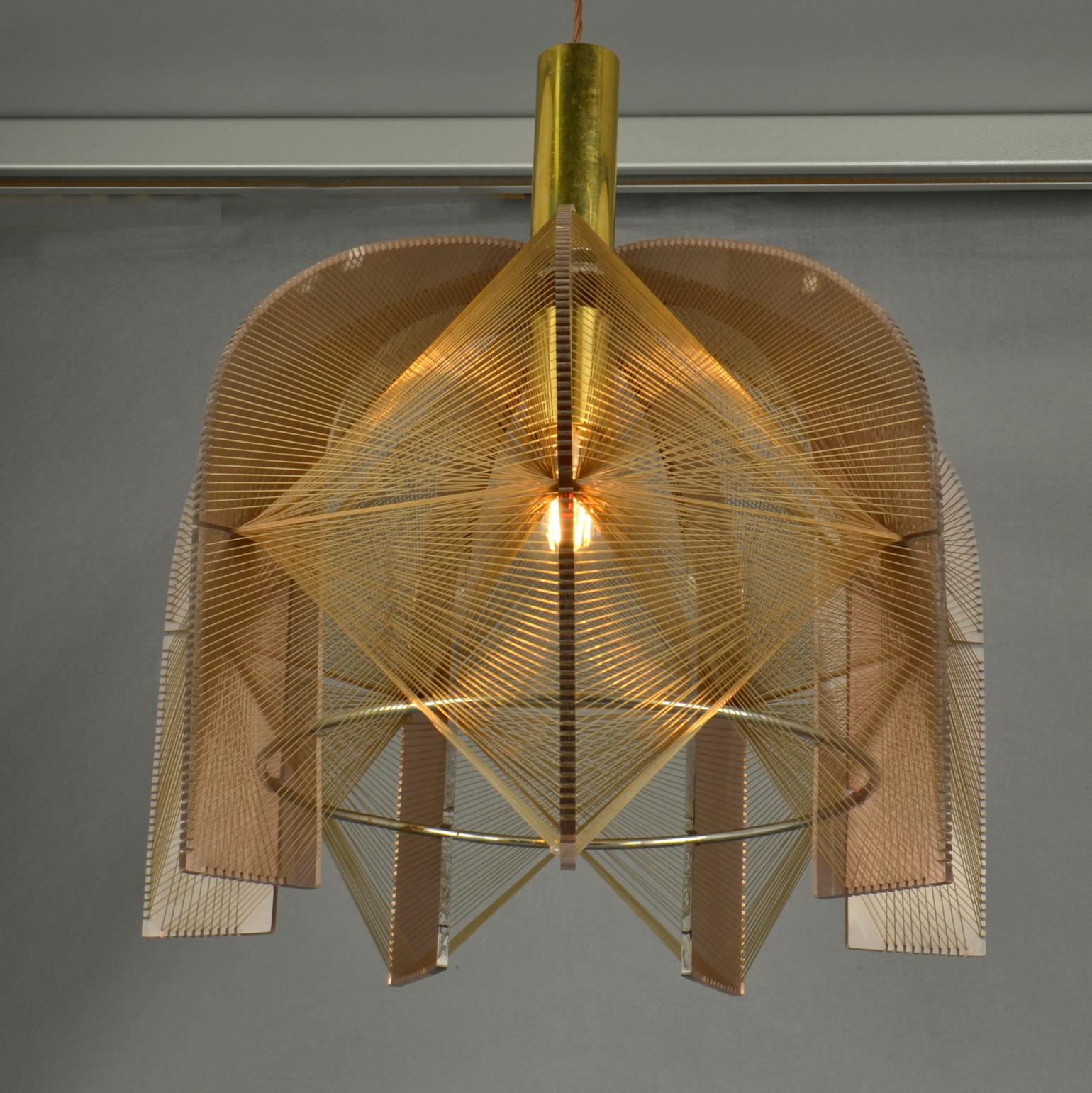 Mid Century Modern Pendant Lamp in Bronze Lucite, Wire and Brass For Sale 4