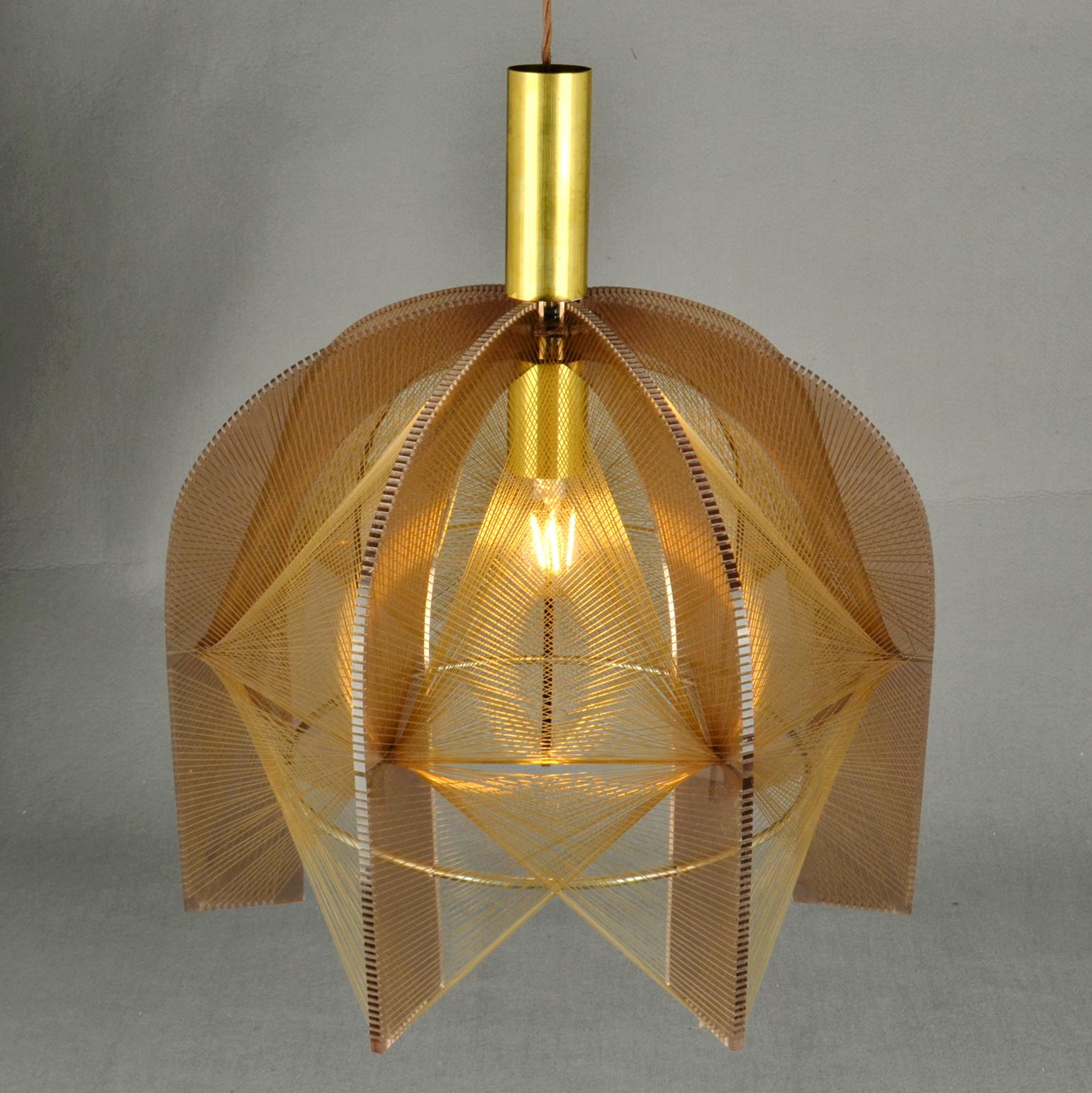 Mid-Century Modern Mid Century Modern Pendant Lamp in Bronze Lucite, Wire and Brass For Sale