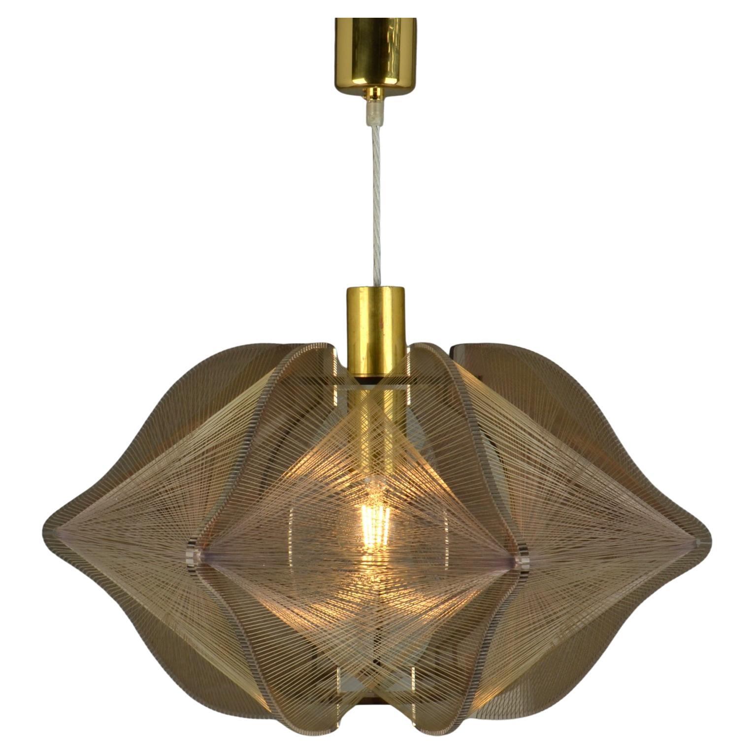 Mid Century Modern Pendant Lamp in Mauve Lucite, Wire and Brass For Sale