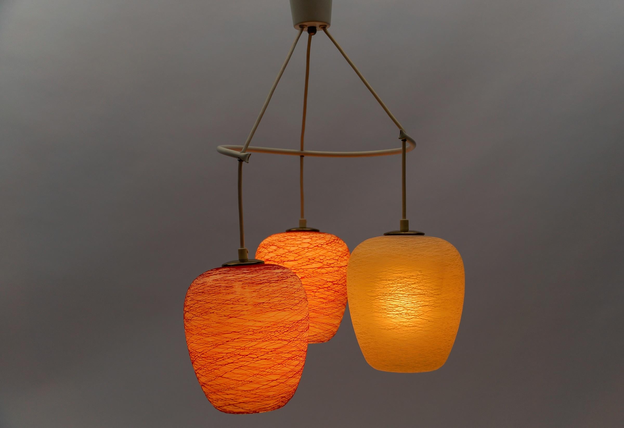 Mid-Century Modern Pendant Lamp made in Glass and Metal, 1950s In Good Condition For Sale In Nürnberg, Bayern
