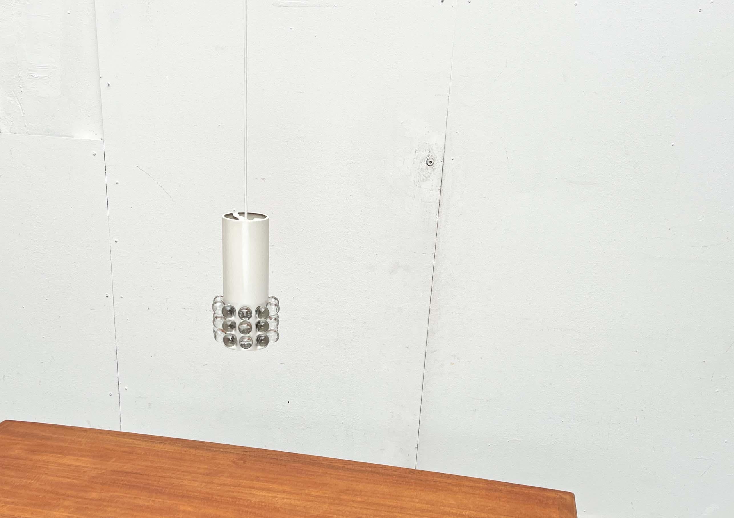 Métal Lampe suspendue moderne du milieu du siècle avec des perles en acrylique, 1960s en vente