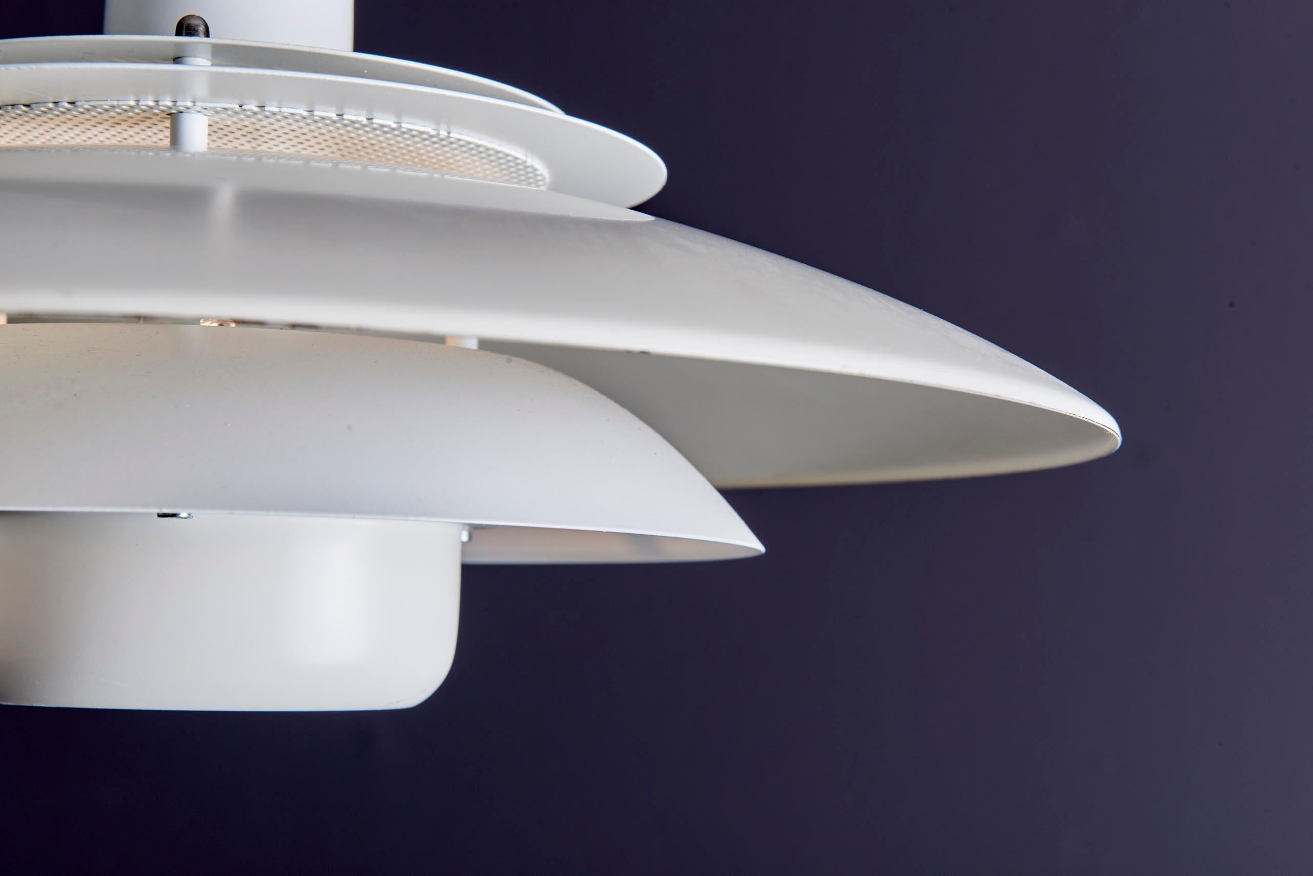 20th Century Mid-Century Modern Pendant Lamp with layered concentric rings For Sale
