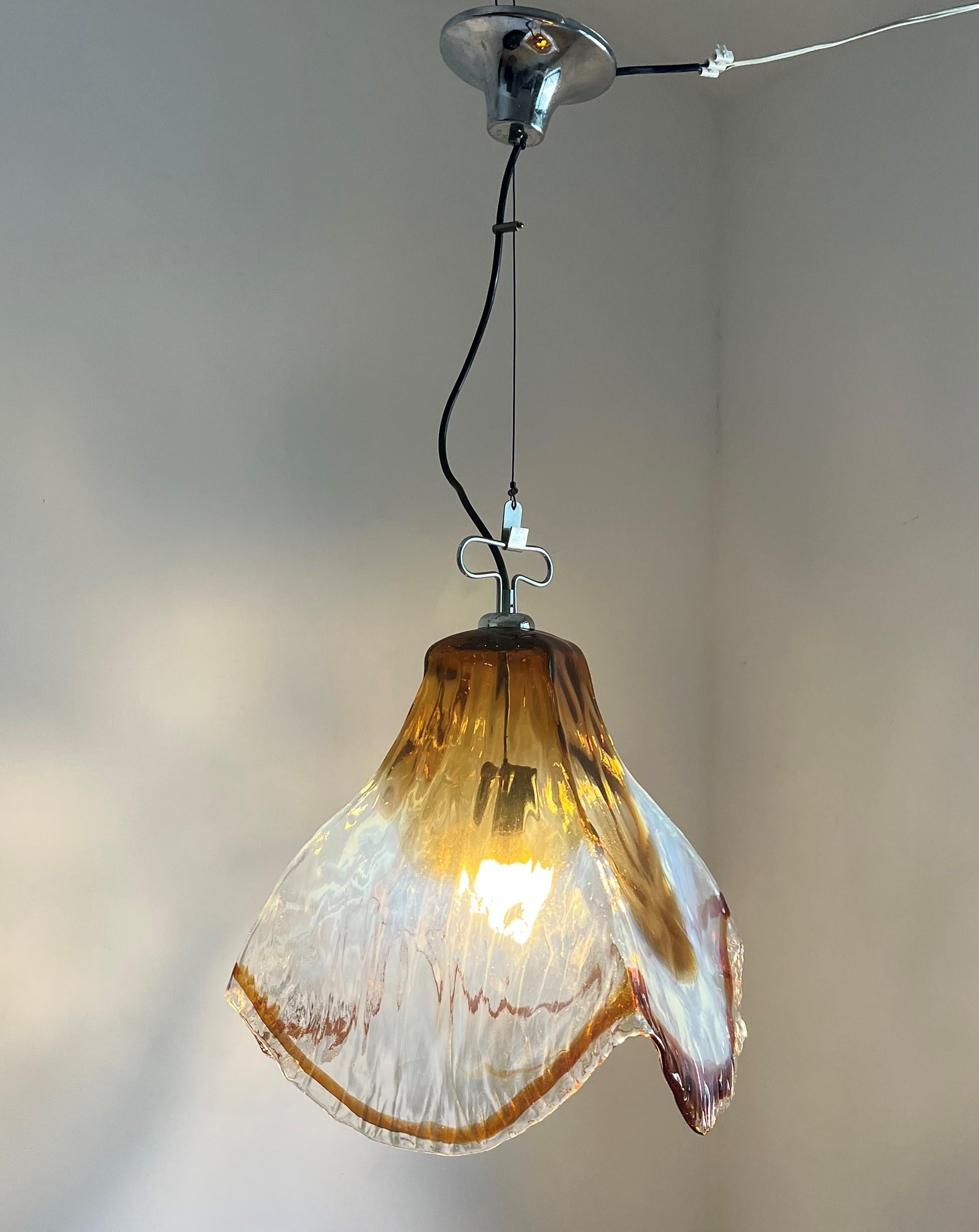 Mid-Century Modern Pendant Light by Mazzega in Murano Opalescent Glass ca 1968 For Sale 3