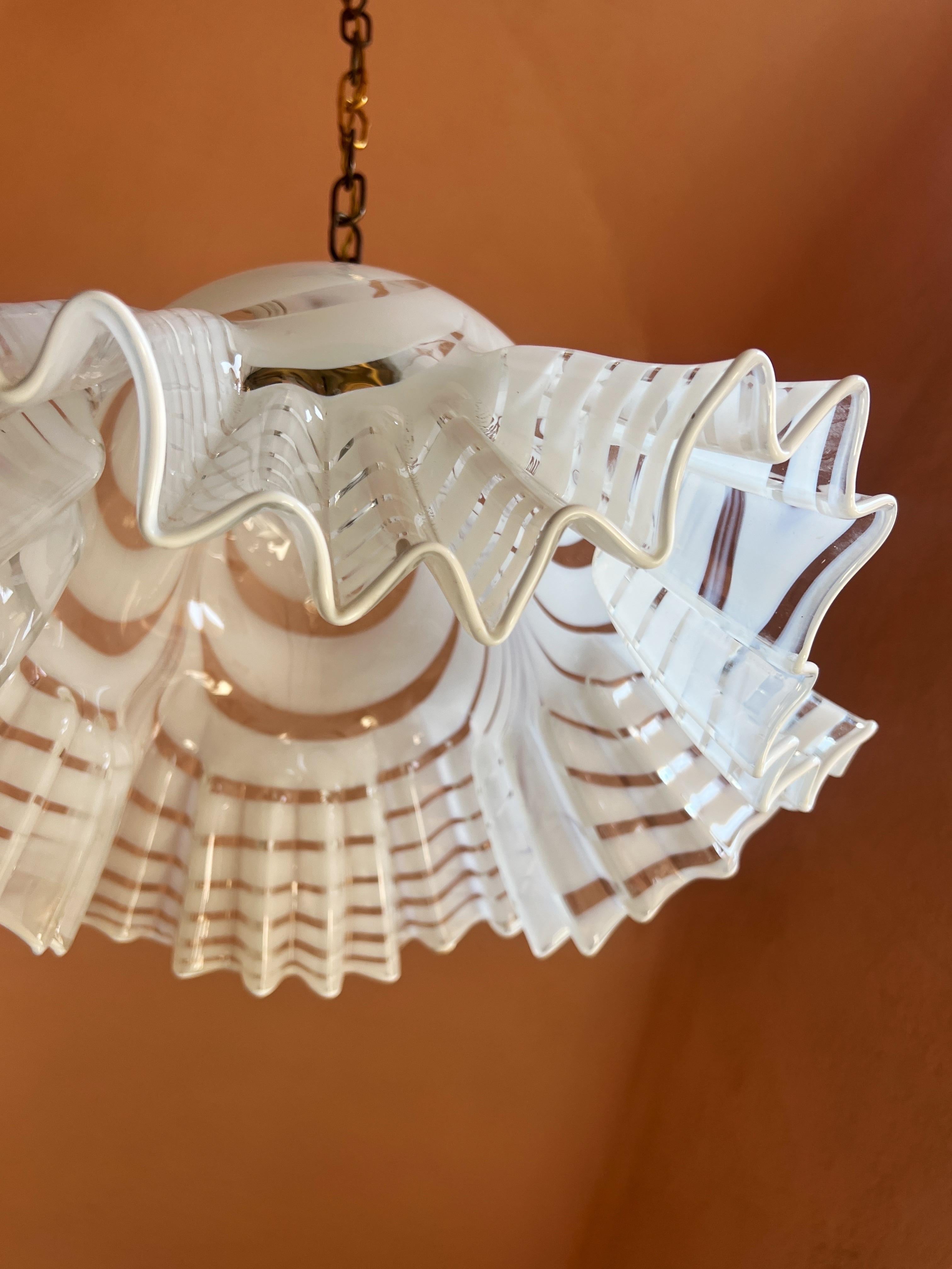 Lámpara colgante moderna de mediados de siglo en cristal de Murano de Venini, hacia 1970 Moderno de mediados de siglo en venta