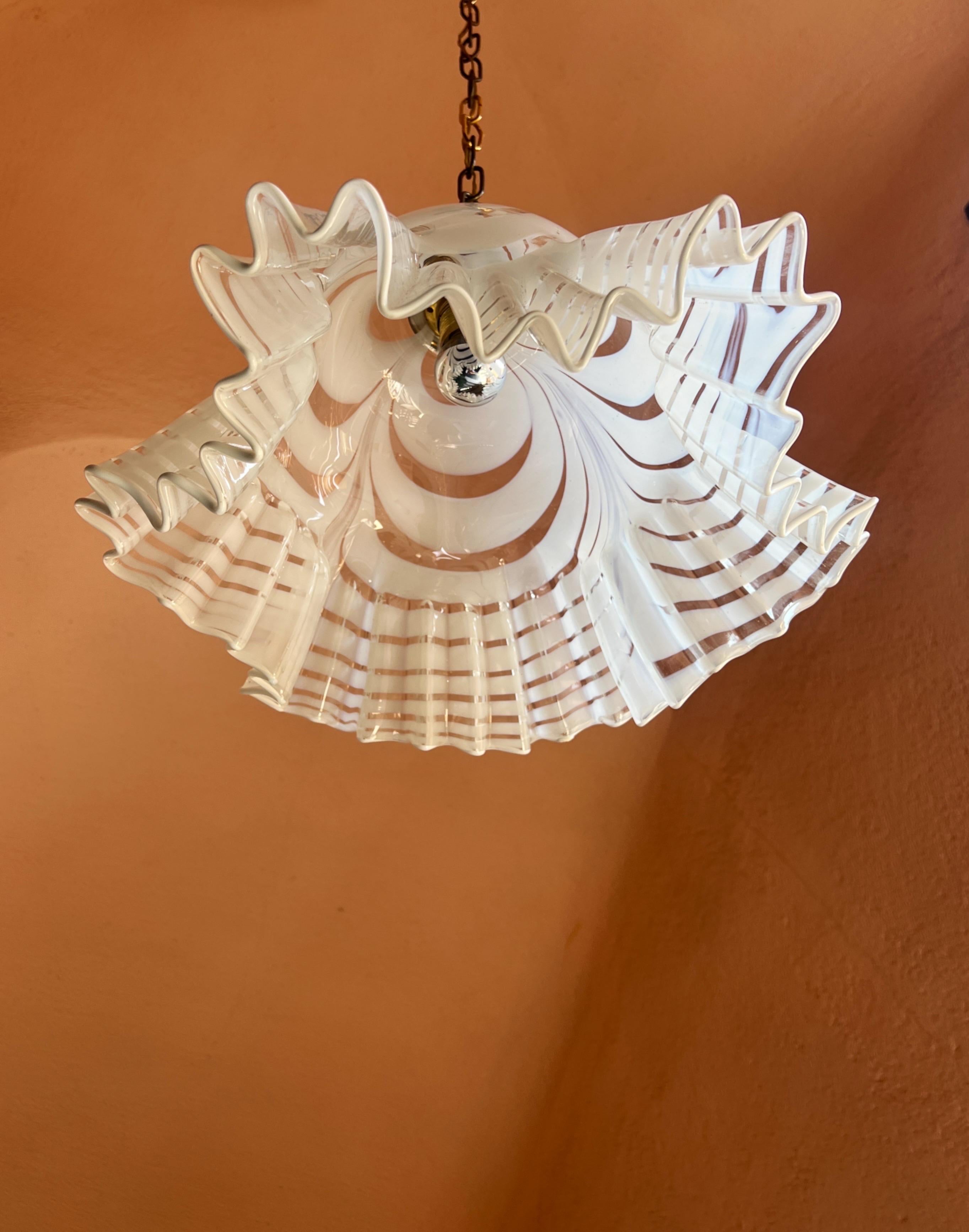 Lámpara colgante moderna de mediados de siglo en cristal de Murano de Venini, hacia 1970 siglo XX en venta