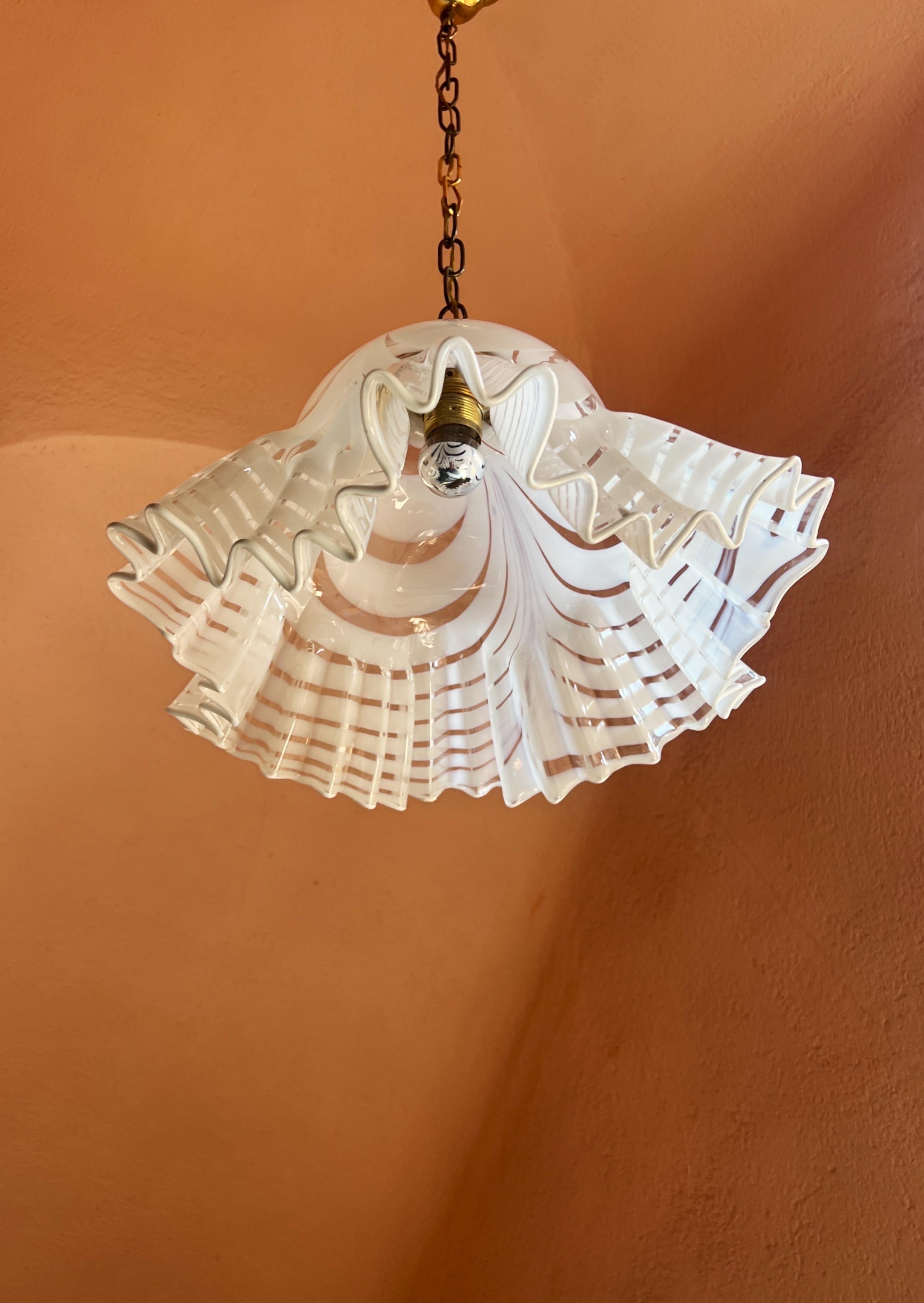 Lámpara colgante moderna de mediados de siglo en cristal de Murano de Venini, hacia 1970 Metal en venta