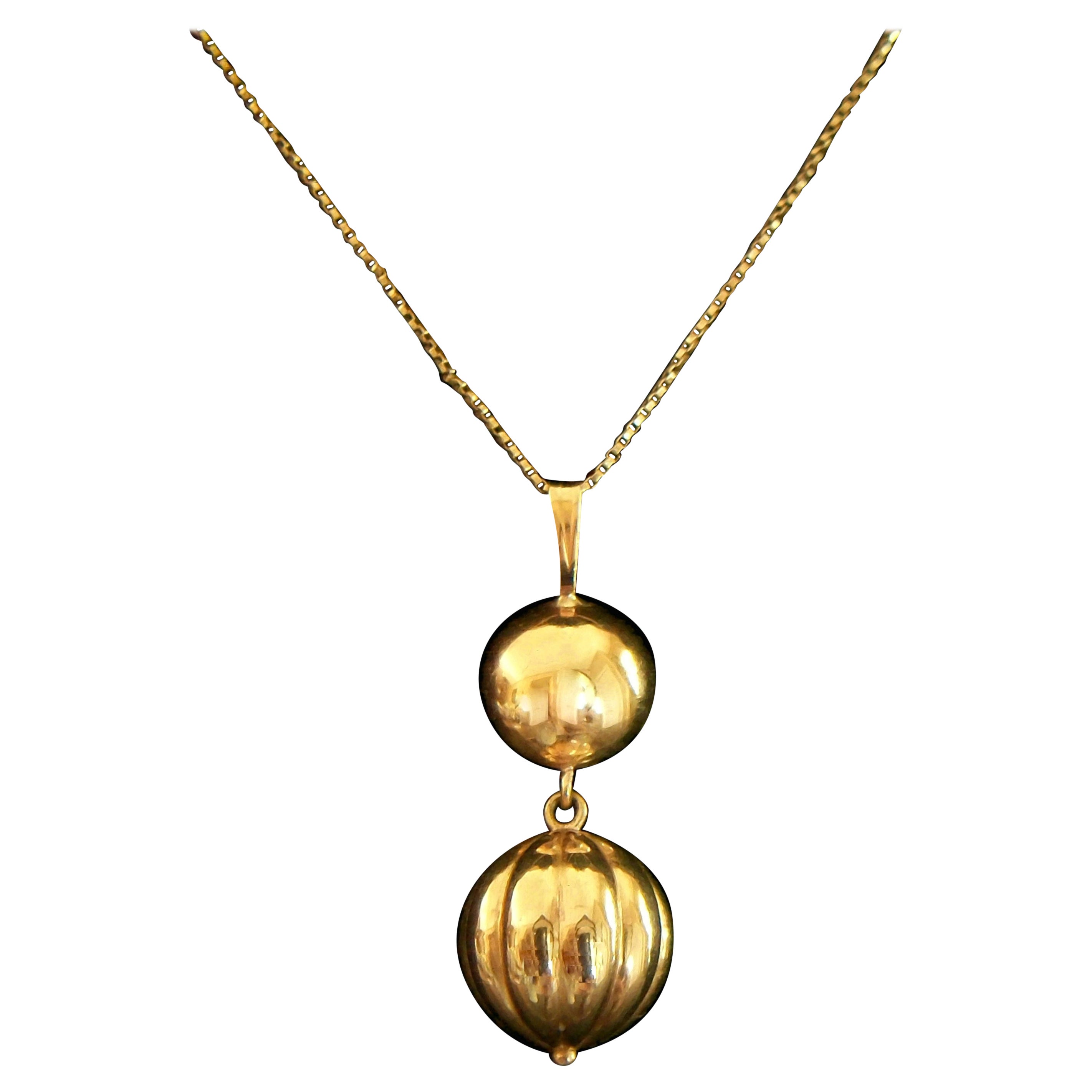 Collana con ciondolo Mid-Century Modern, catena, oro 10K, Stati Uniti, circa anni '80