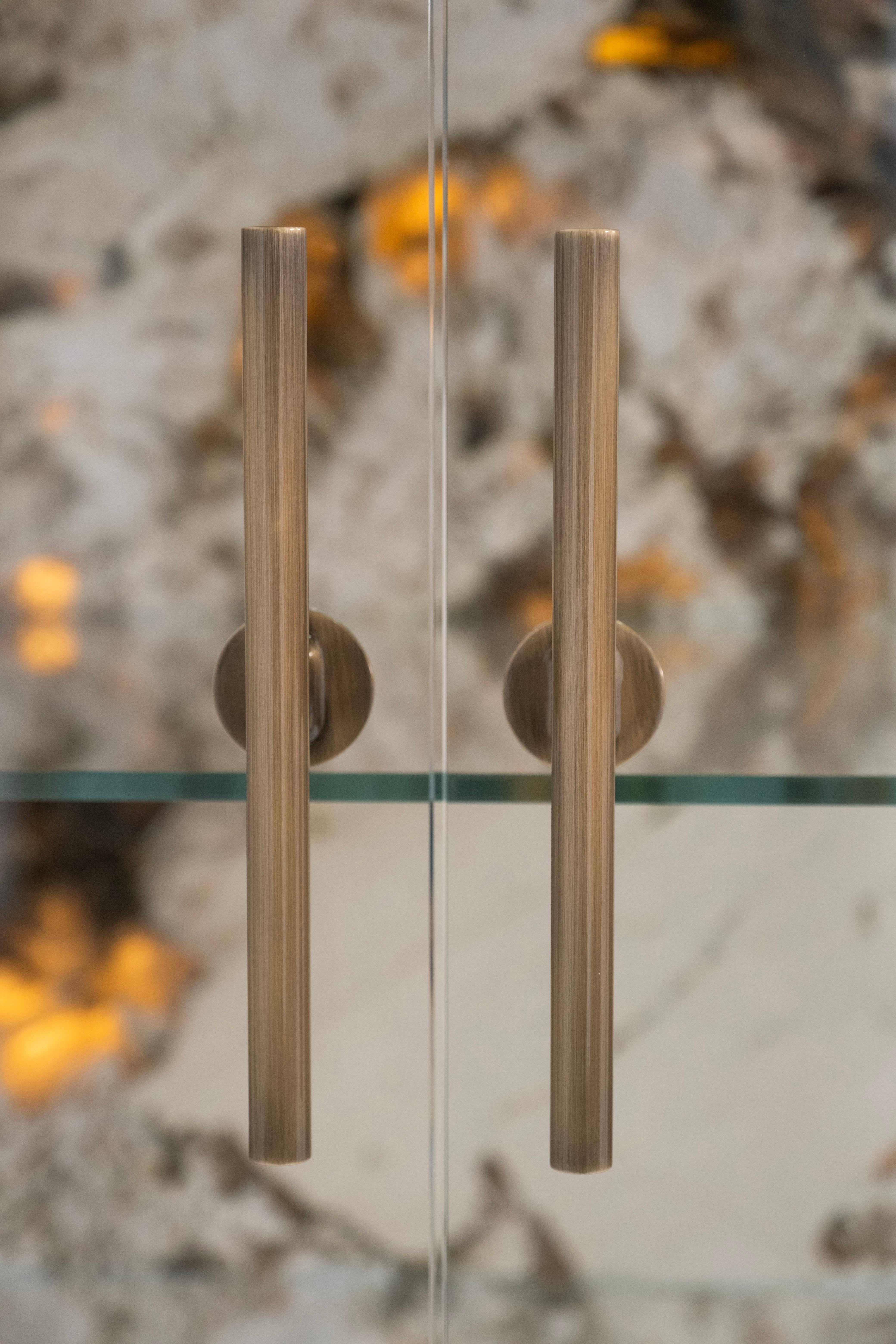 Vetrina Penedo Oak Onyx Ottone Vetro Artigianale Greenapple in vendita 7