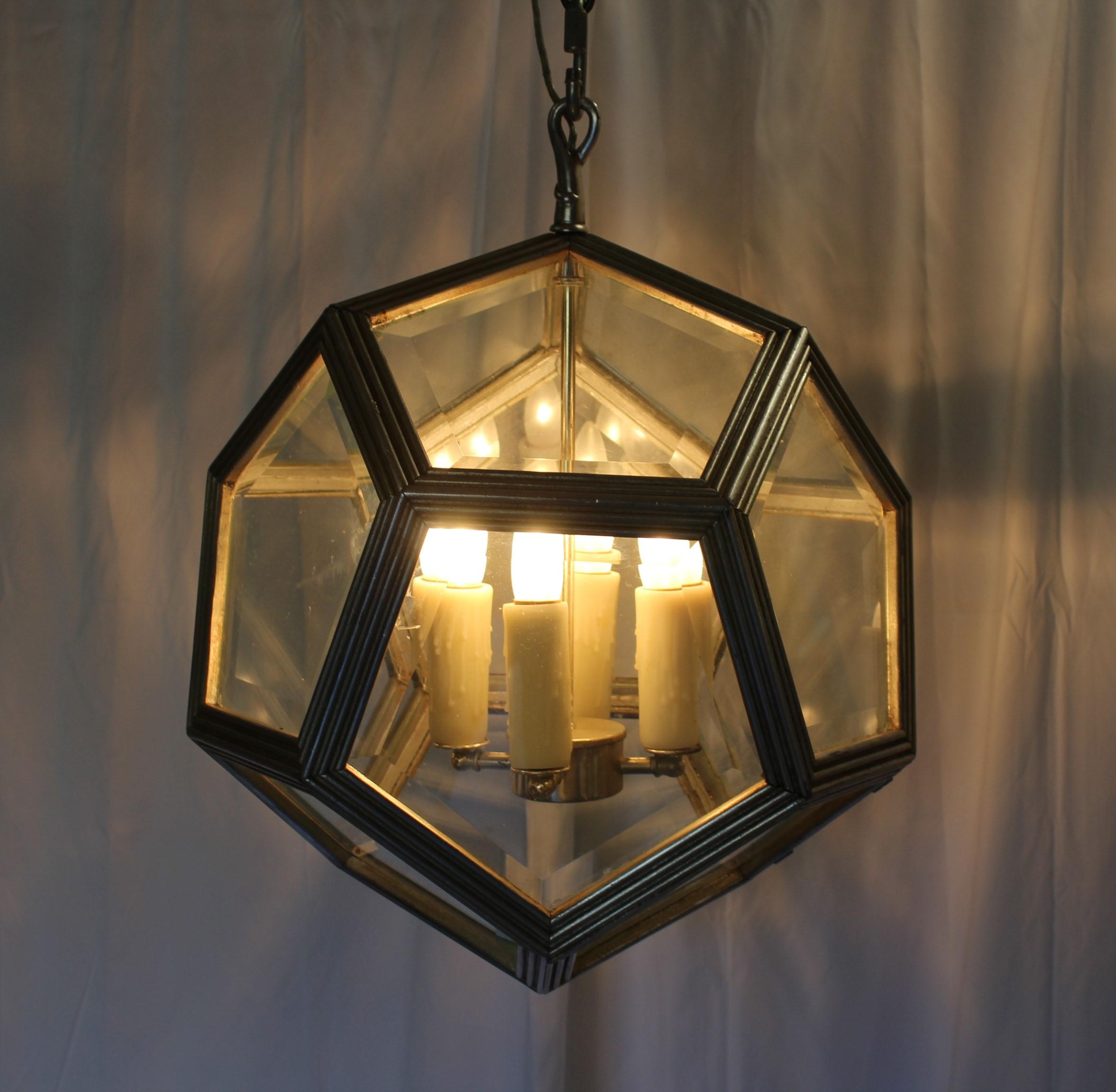 Lampadario a pentagono di metà secolo/moderno in vendita 2