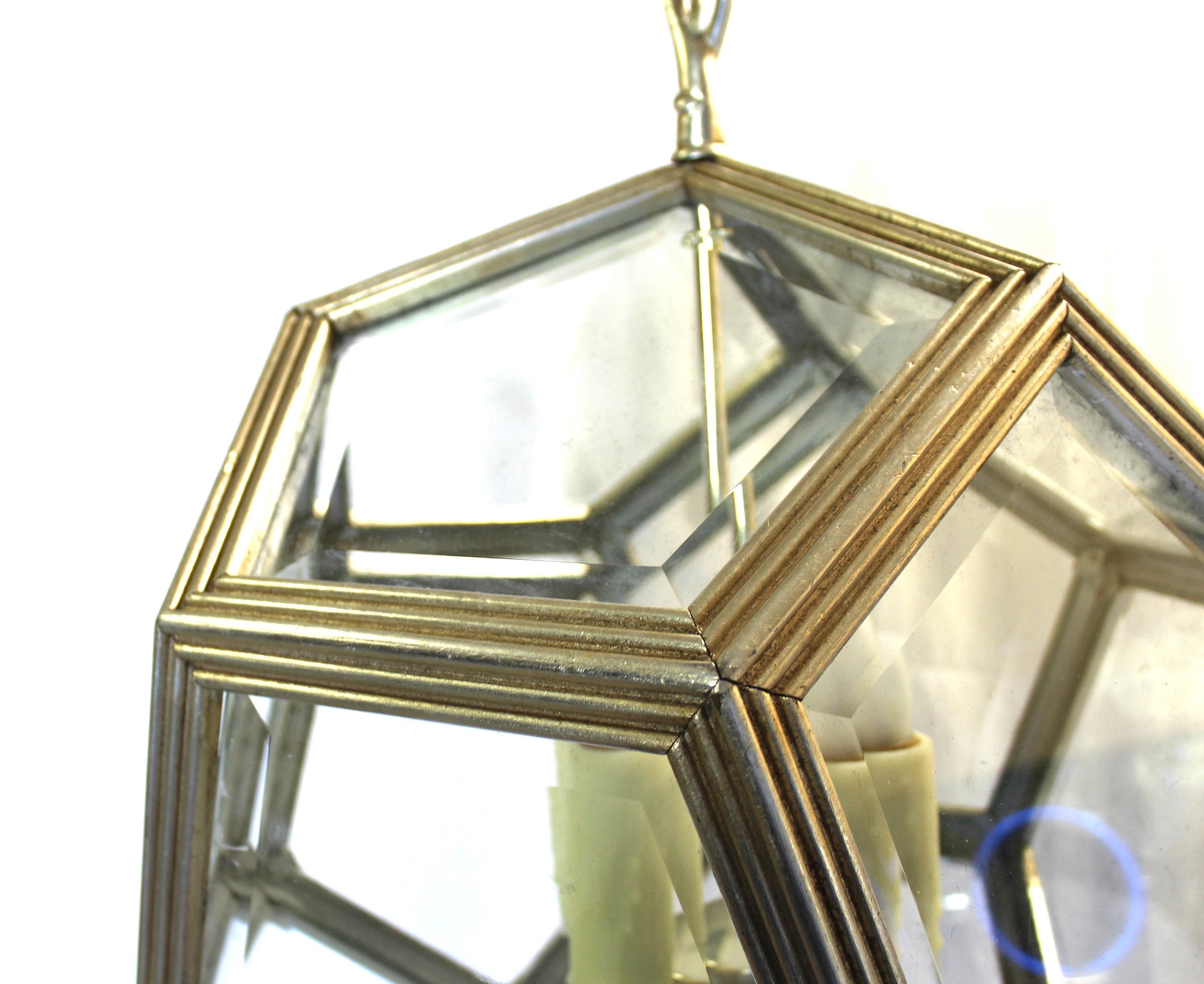 Fatto a mano Lampadario a pentagono di metà secolo/moderno in vendita