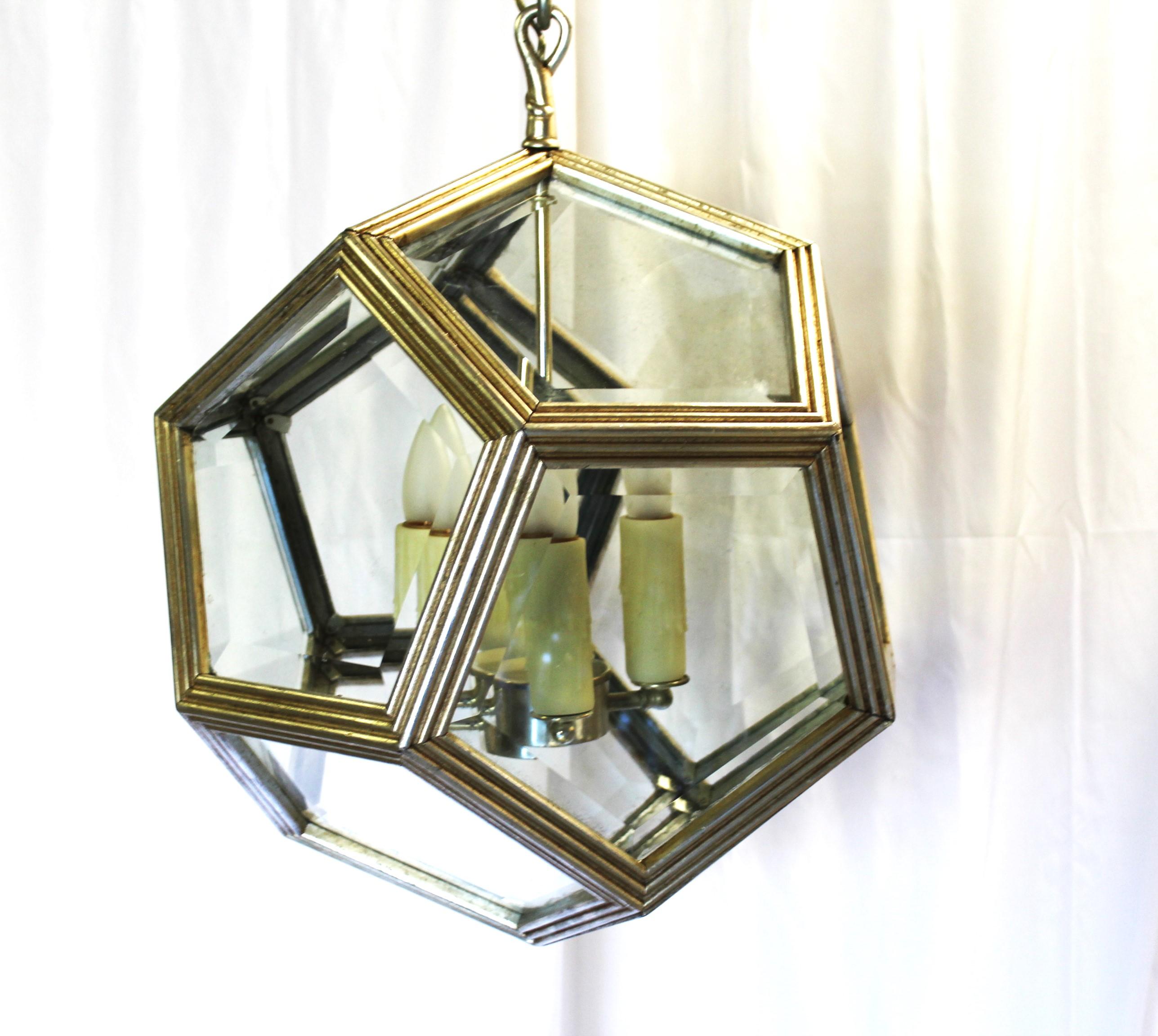 Lampadario a pentagono di metà secolo/moderno in vendita 1