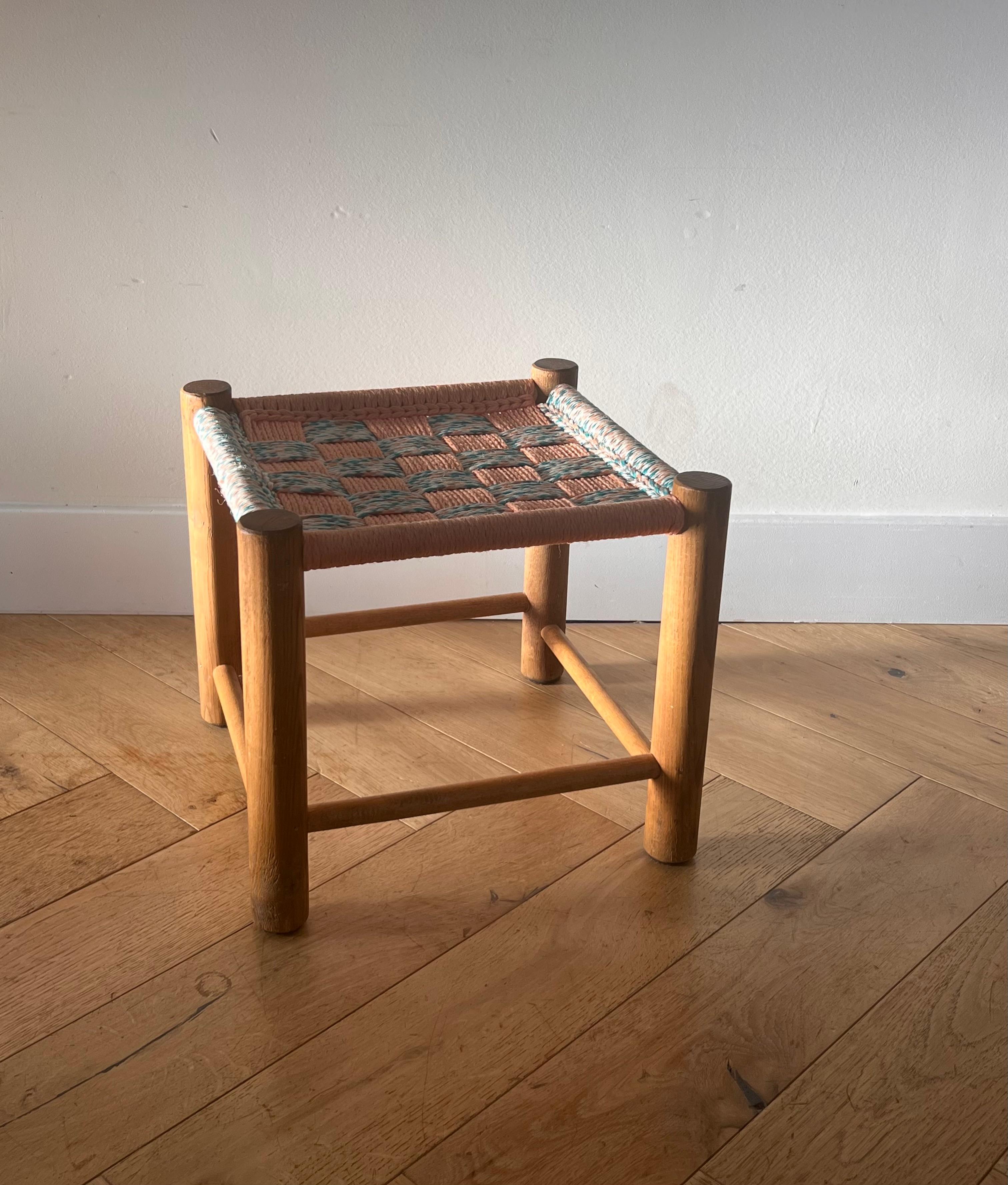 Mid century modern Perriand style wooden stool with woven seat, 1950s For Sale 1