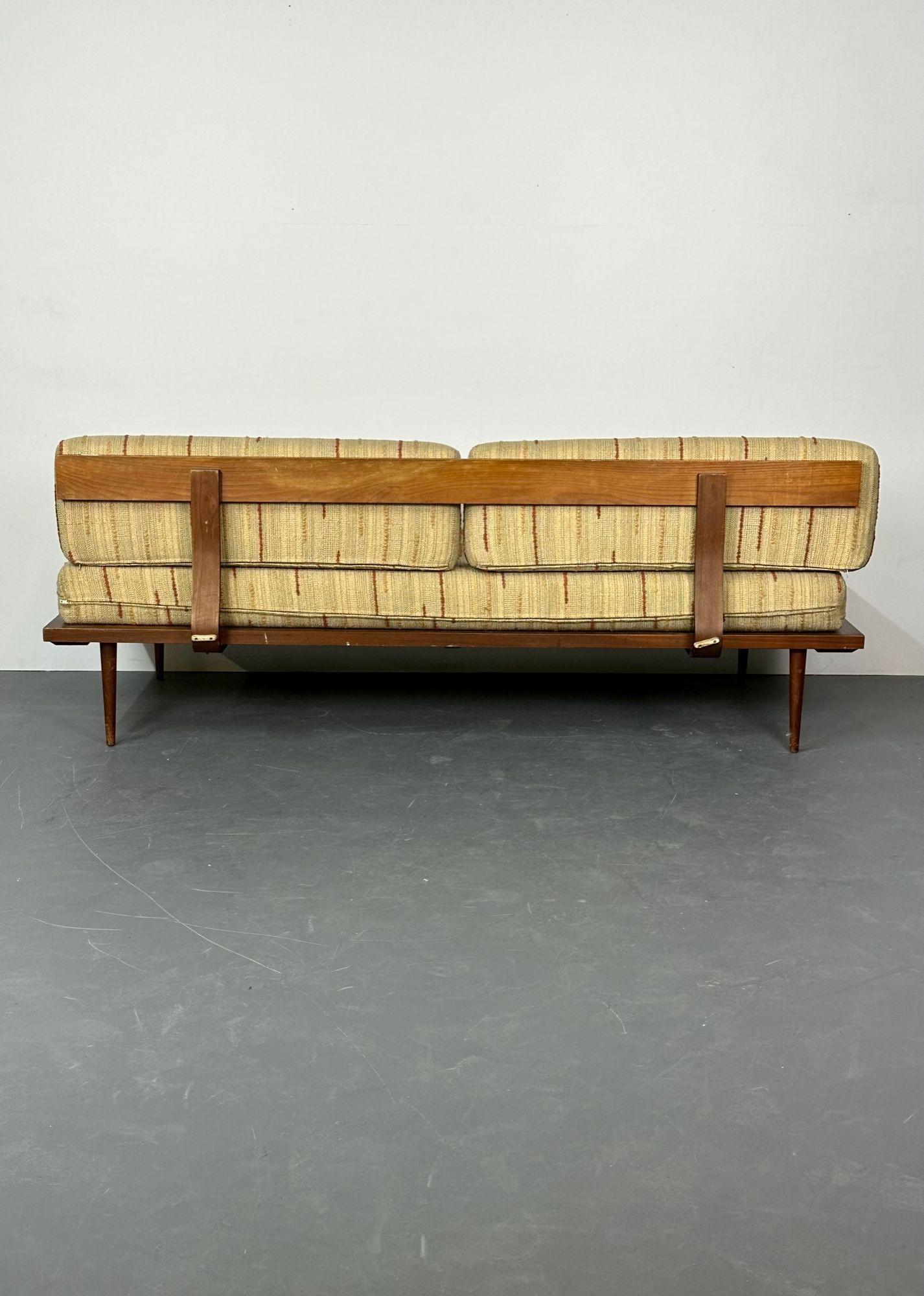 Mid-Century Modern Peter Hvidt & Orla Molgaard Sofa / Daybed, Danish 1960s For Sale 2