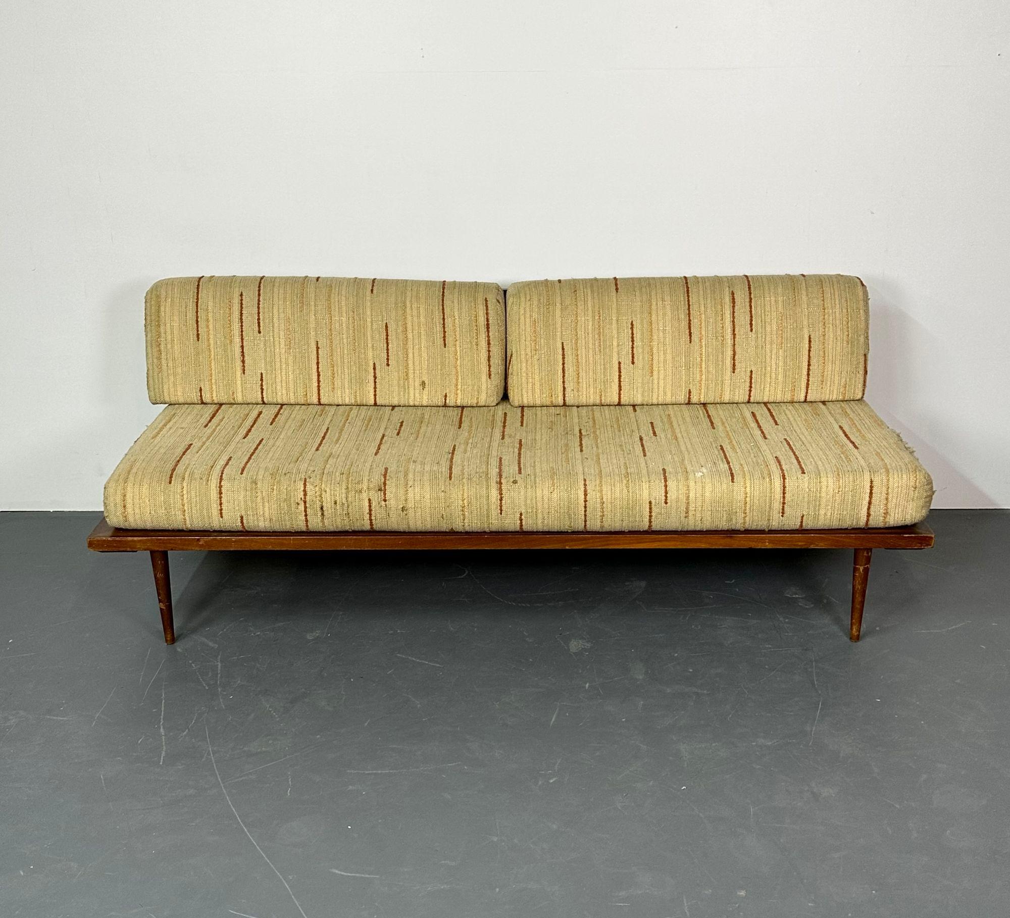 Mid-Century Modern Peter Hvidt & Orla Molgaard Sofa / Daybed, Danish 1960s
 
Danish modern sofa by Peter Hvidt & Orla Molgaard. Entire set available, inquire for additional pricing. 
 
27.75 H x 75 W x 30 D SH 17.5 inches