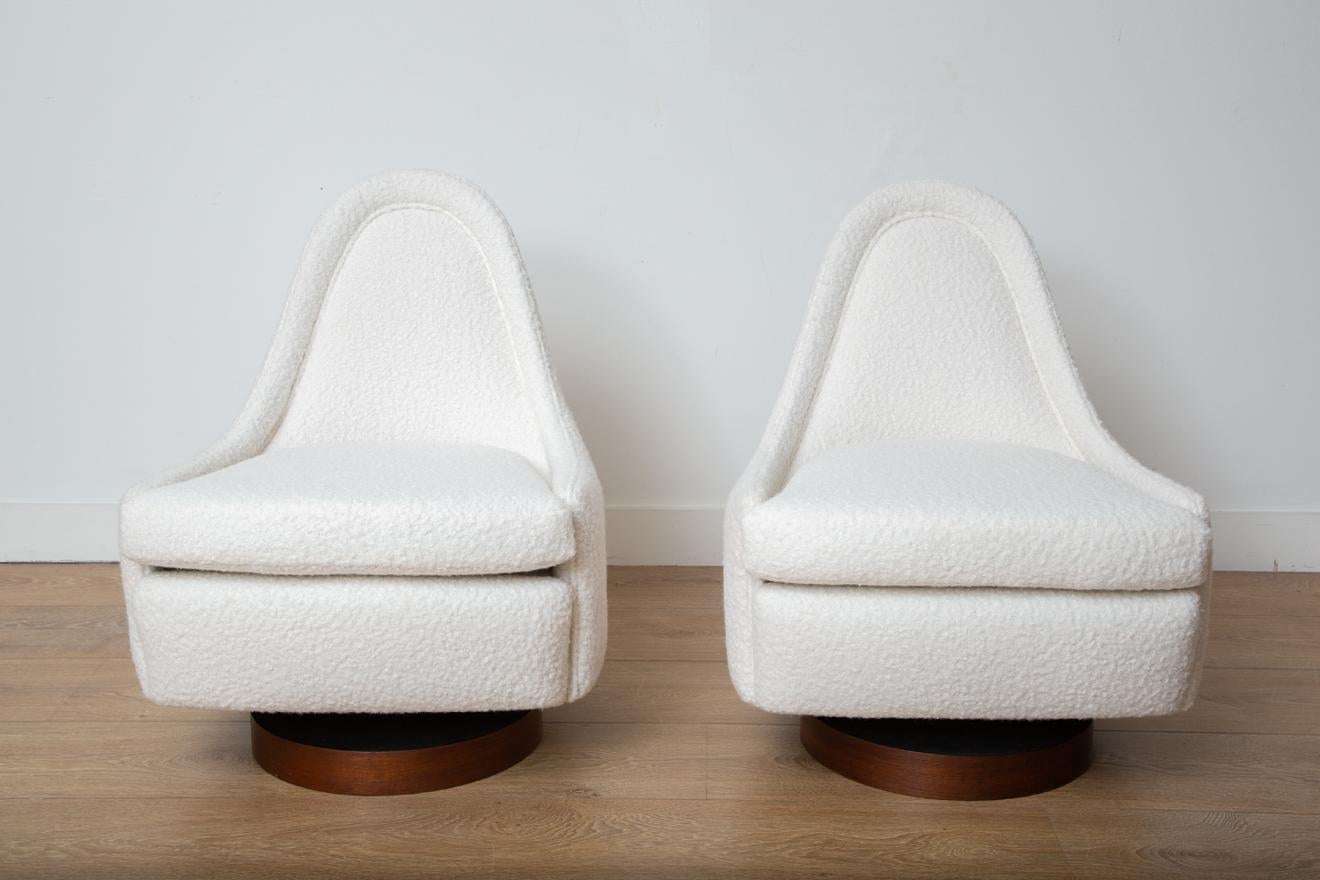Mid-Century Modern Petite Tilt and Swivel Lounge Chairs by Milo Baughman 5