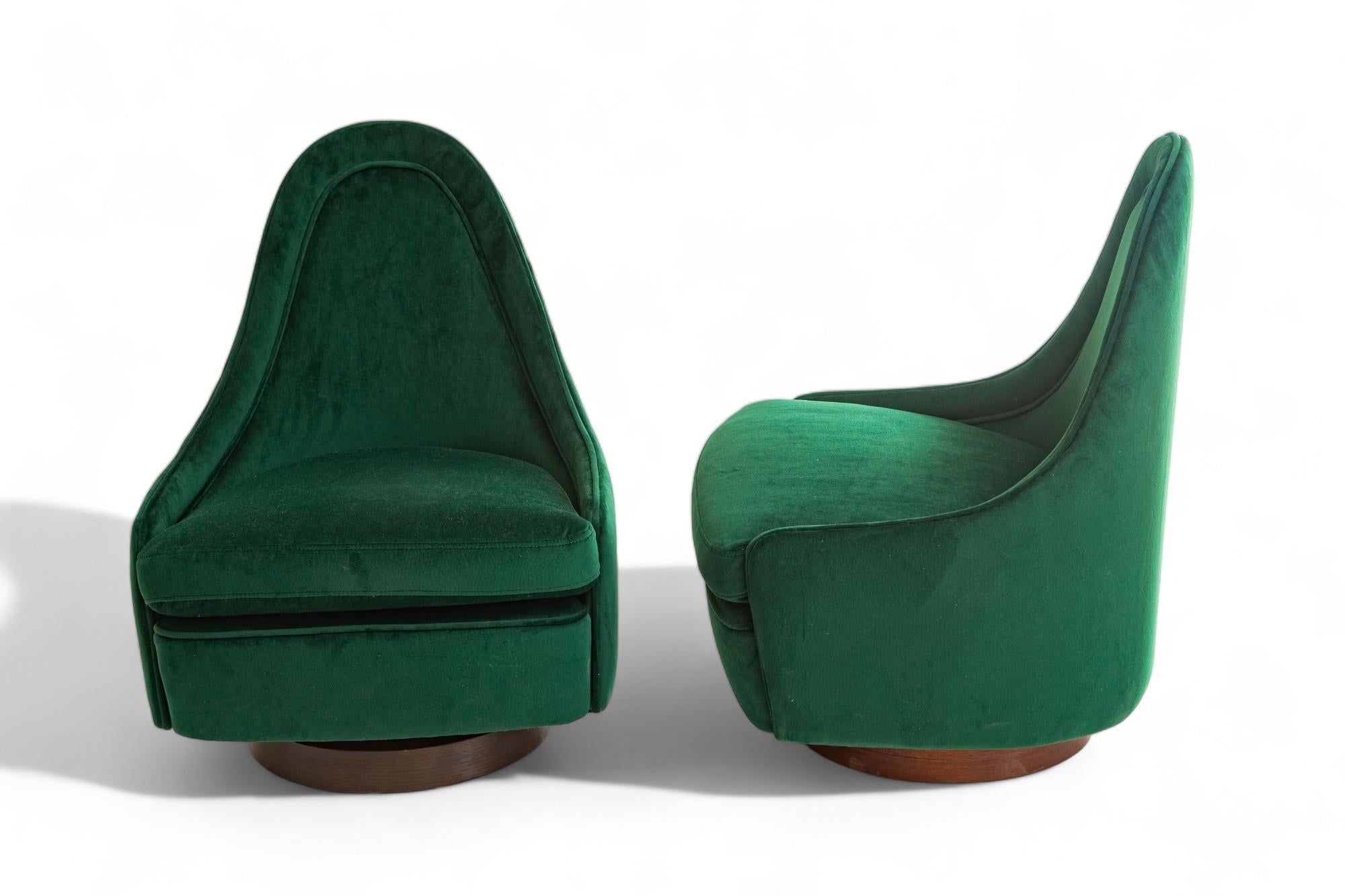 Sillas de salón basculantes y giratorias Petite, modernas de mediados de siglo, de Milo Baughman Estadounidense en venta