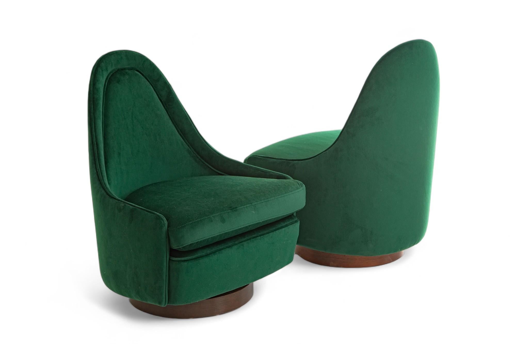 20th Century Mid-Century Modern Petite Tilt and Swivel Lounge Chairs by Milo Baughman For Sale
