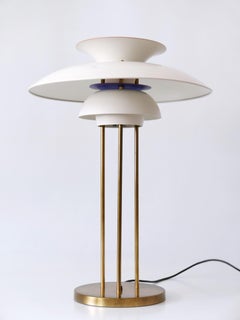 Mid Century Modern PH 5 Table Lamp by Poul Henningsen for Louis Poulsen 1960s