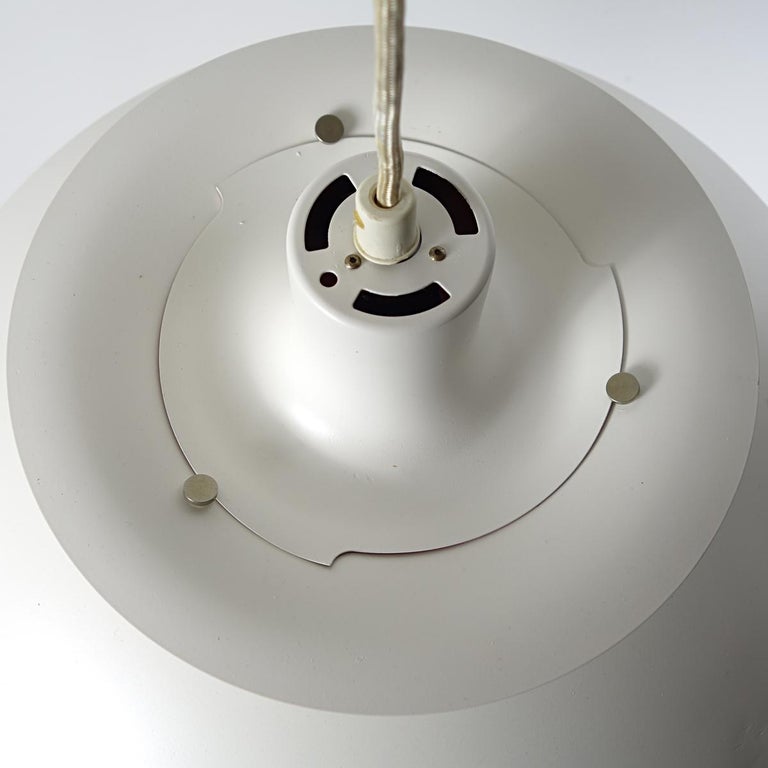 Mid-Century Modern PH5 Pendant by Poul Henningsen for Louis Poulsen For Sale 1