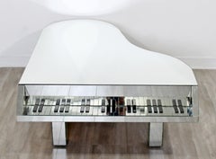 Mid-Century Modern Piano Shaped Mirrored Cocktail Coffee Table, 1970s