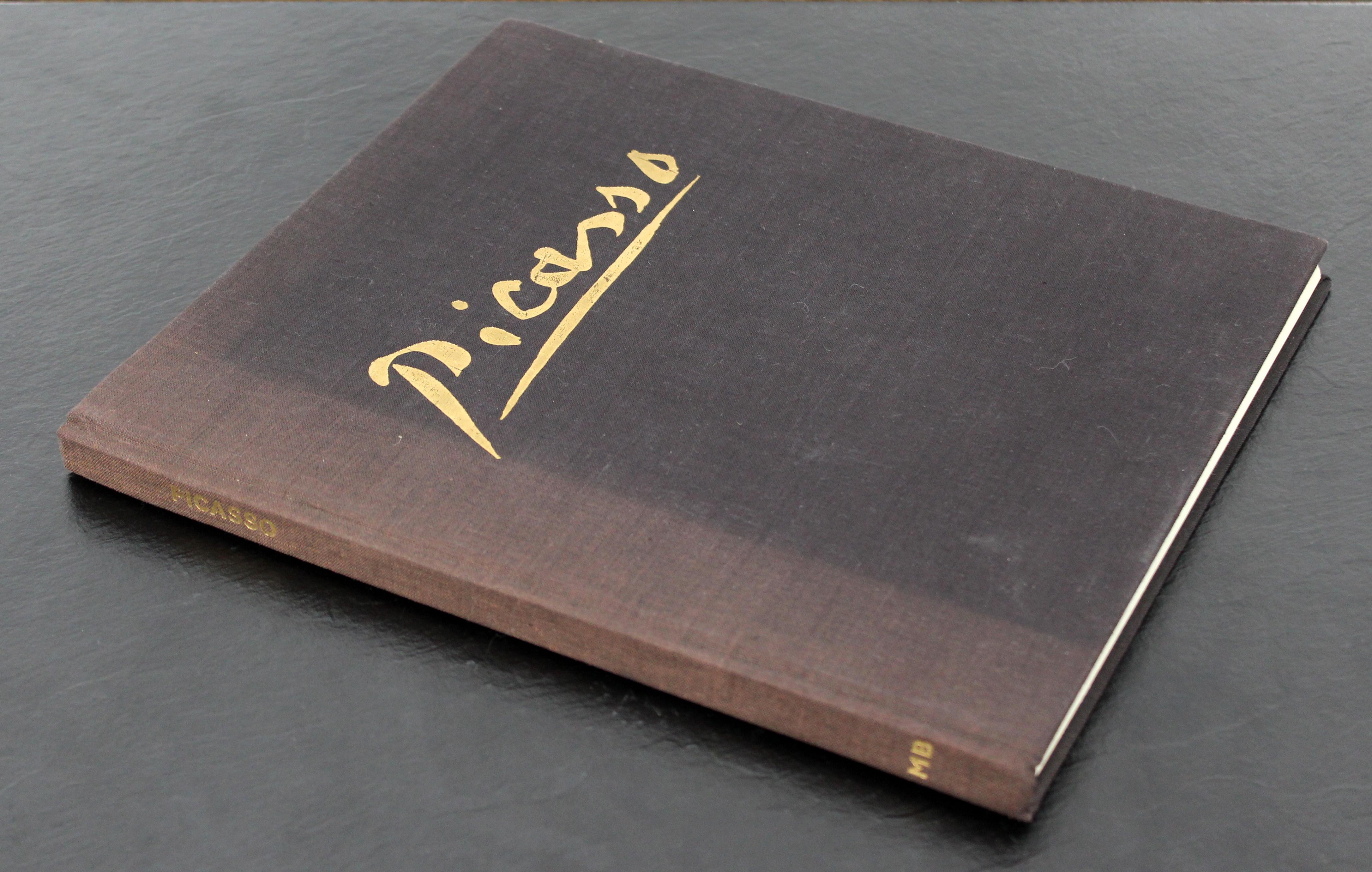 For your consideration is an informational, Picasso art book, by Keith Sutton, circa 1962. In very good condition. The dimensions of the book are 6.5