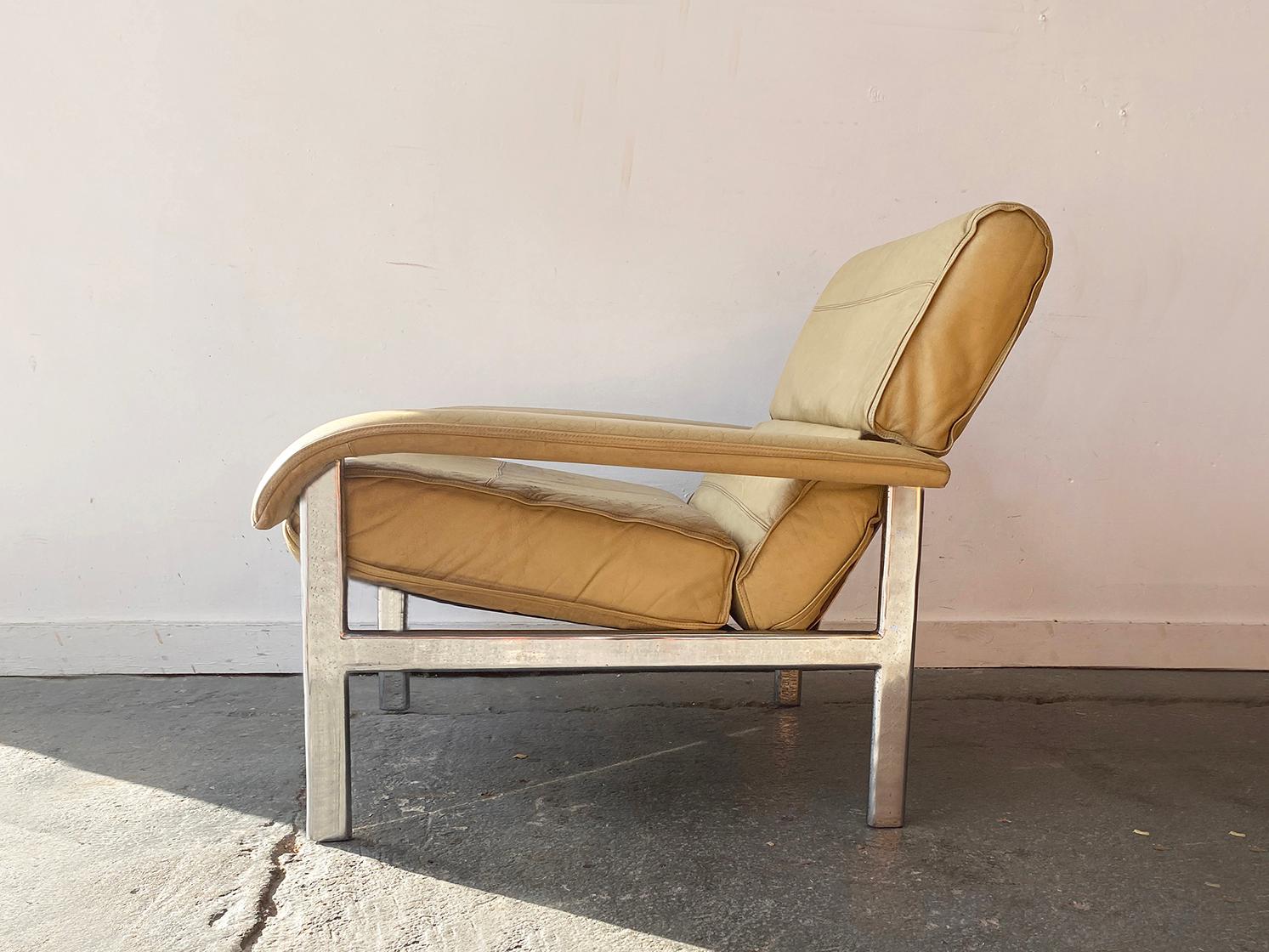 Mid-Century moderno Sedia da salotto 'Pieff' in pelle 'Gamma' di Tim Bates, moderna e di metà secolo in vendita