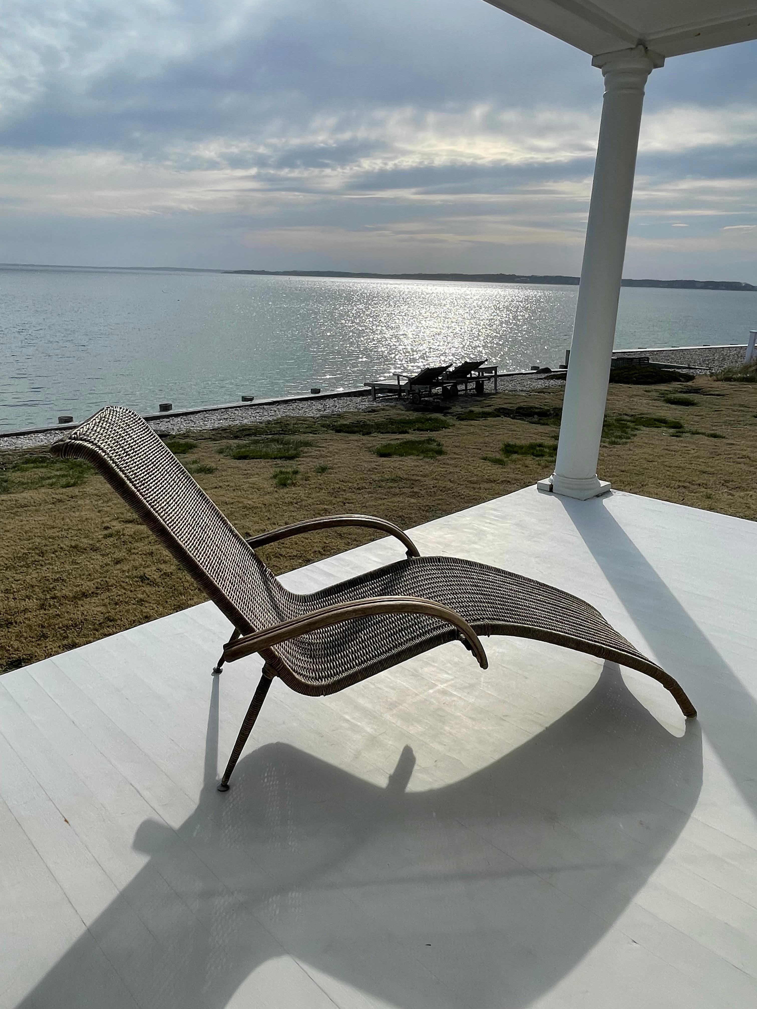 Mid Century Modern Pier 1 Wicker und Rattan Chaise Lounge im Zustand „Gut“ im Angebot in New York, NY