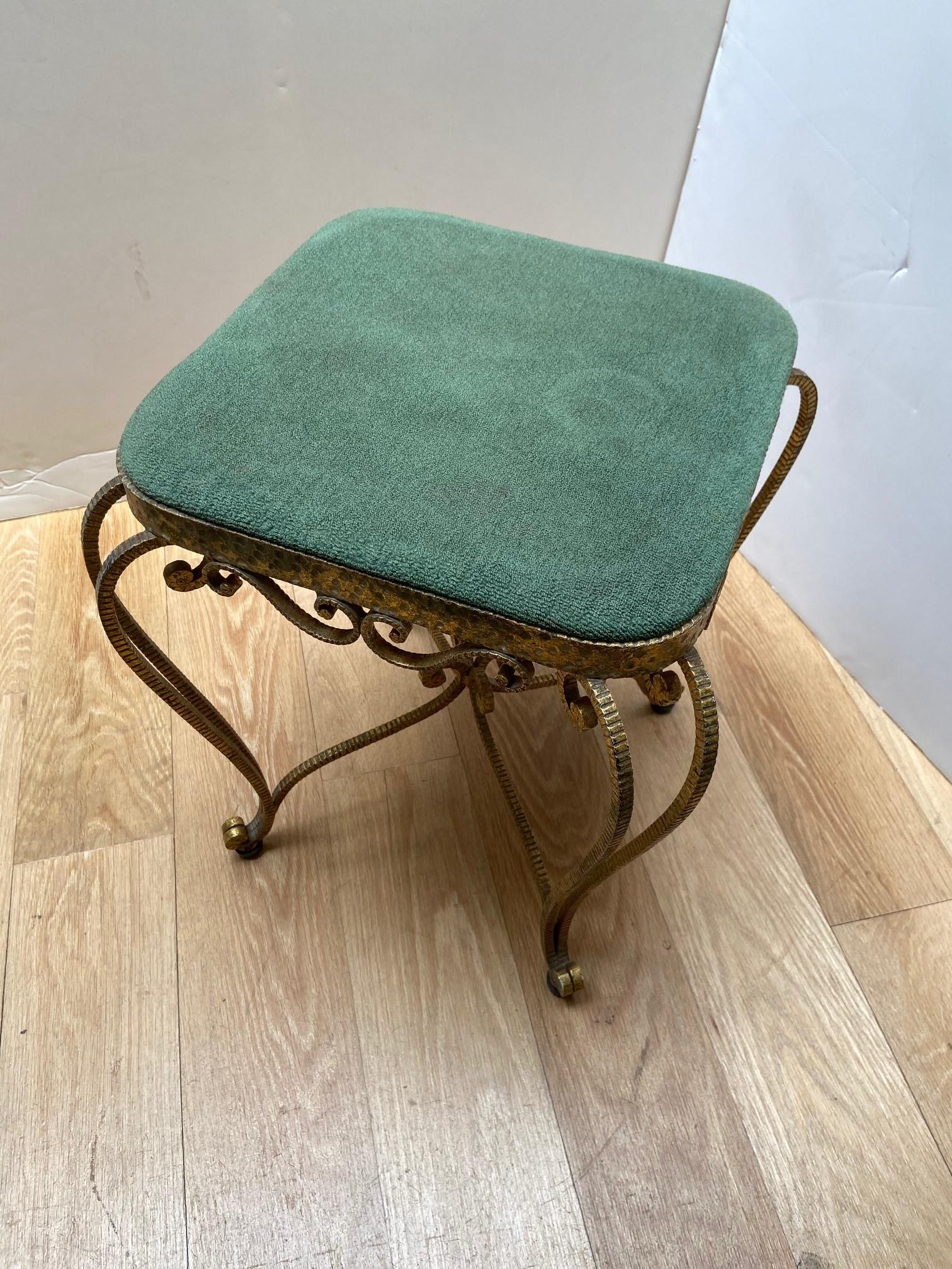 Vintage Mid-Century Modern wrought iron hammered dotted design gold leaf finish foot stool attributed to Pier Luigi Colli
Made in Italy, foam fabric cover seat.