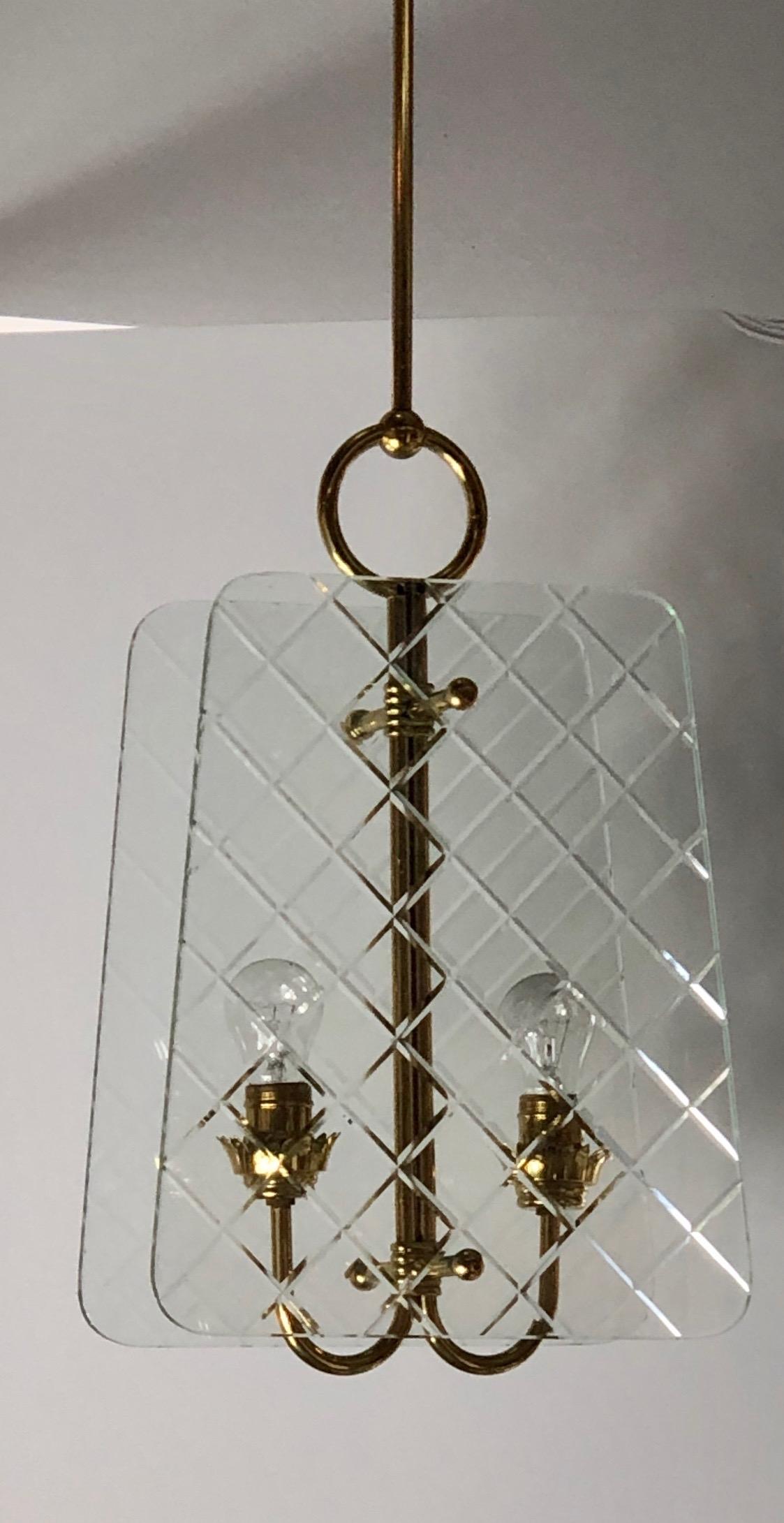 Attributed Pietro Chiesa Brass & Harlequin Pattern Cut Glass Chandelier In Good Condition For Sale In Houston, TX