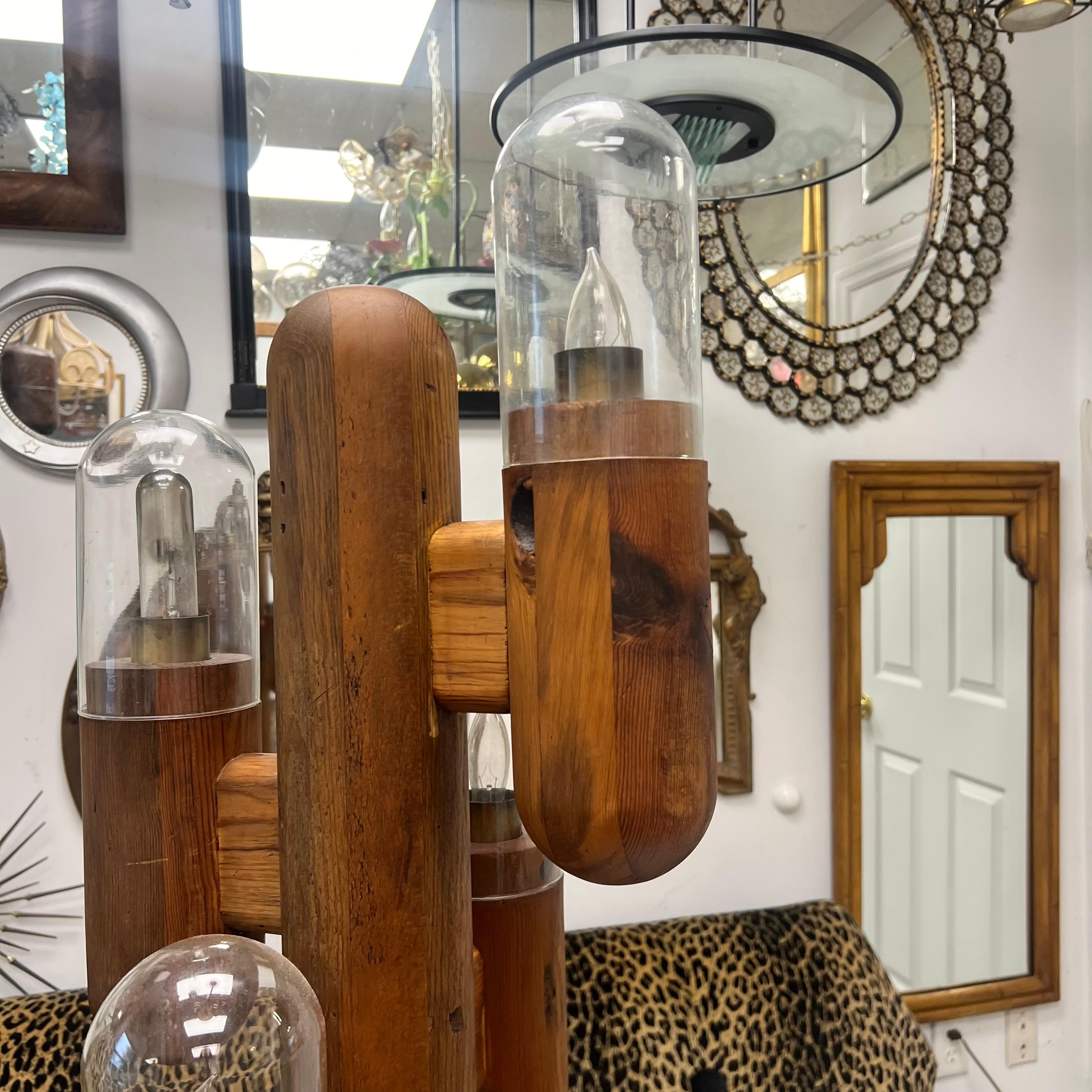 Lampada da terra a forma di cactus in legno di pino di metà secolo in vendita 3