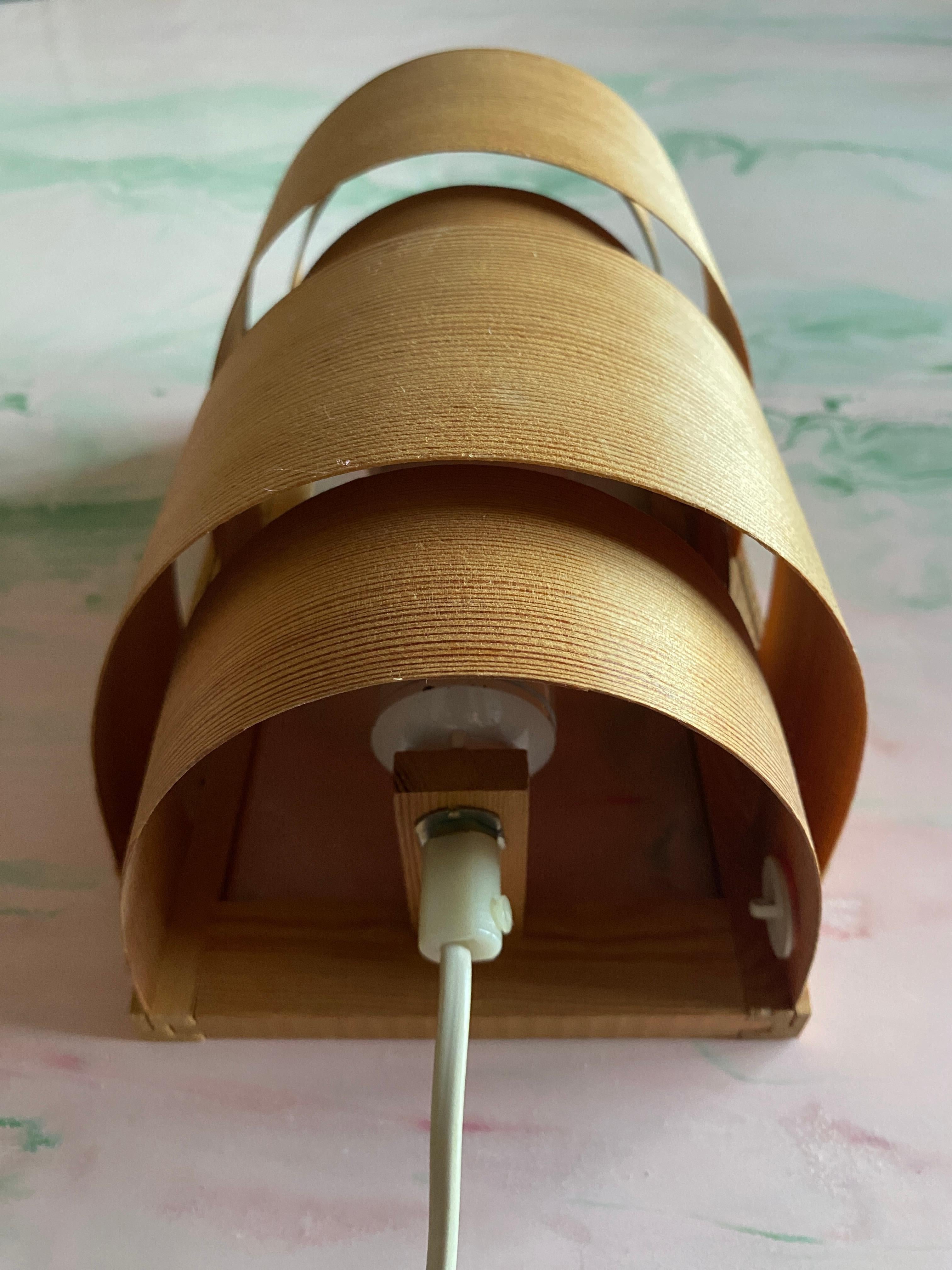 Placage Lampe murale en placage de pin moderne du milieu du siècle par Translandia, Danemark, années 1960 en vente