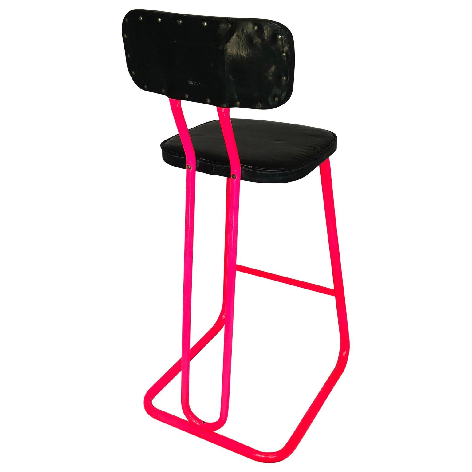Mid-Century Modern Pink Bar Stool By Daystrom And Knoll In Good Condition For Sale In Haddonfield, NJ