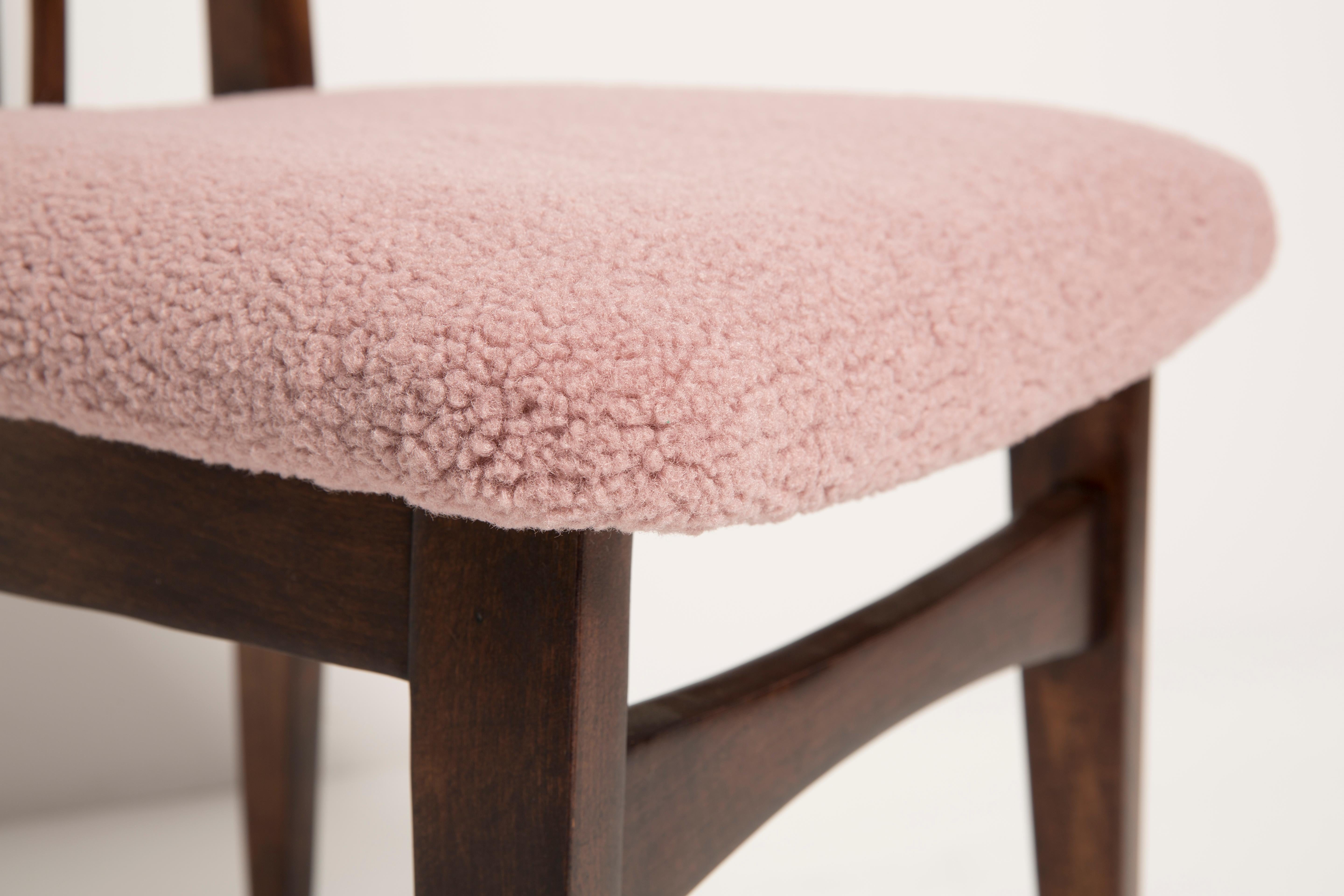 Mid-Century Modern Pink Boucle Chair, Designed by M. Zielinski, Europe, 1960s For Sale 6