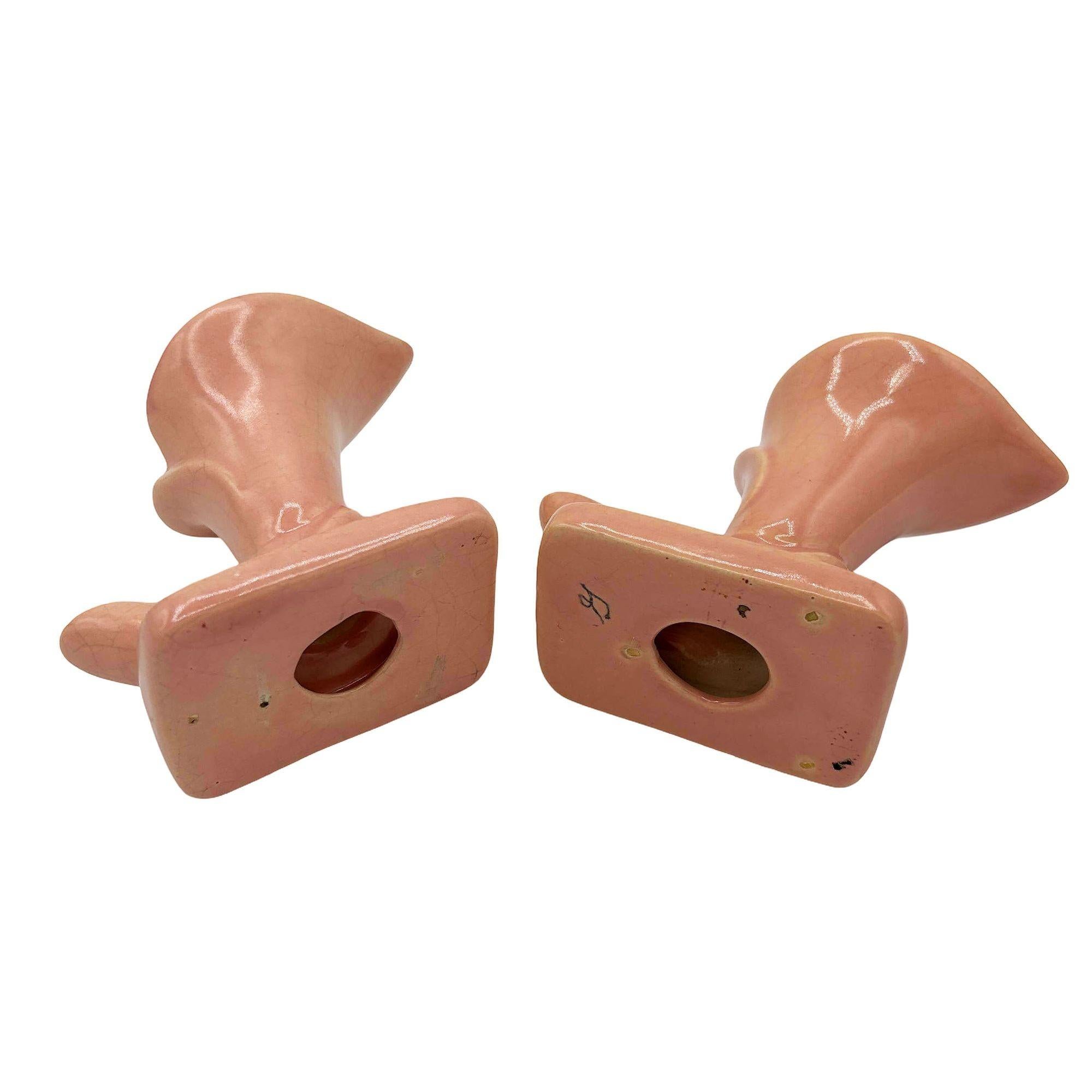 Pareja de jarrones de cerámica con forma de cuerno de cala rosa, modernos de mediados de siglo en venta 1