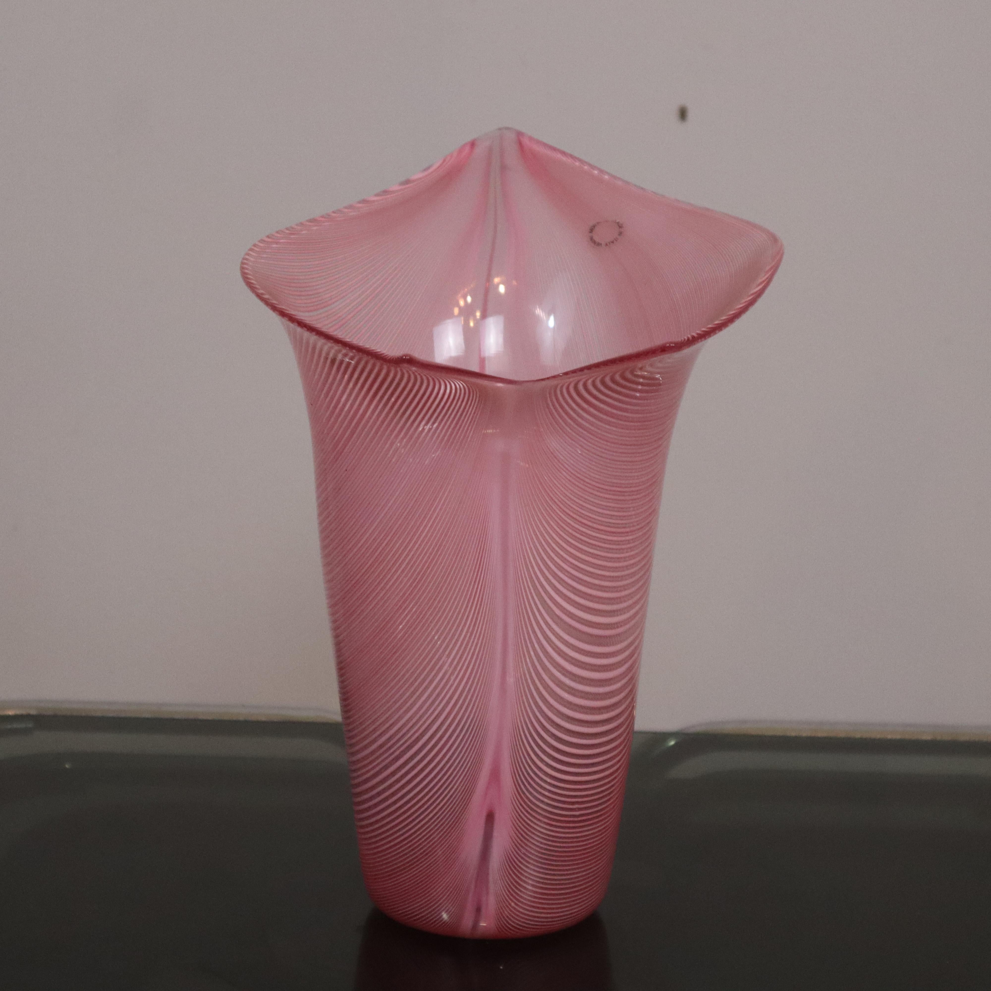 Moderne rosa filigrana murano-Glasvase venini aus der Mitte des Jahrhunderts, Italien, 1989 (Moderne der Mitte des Jahrhunderts)