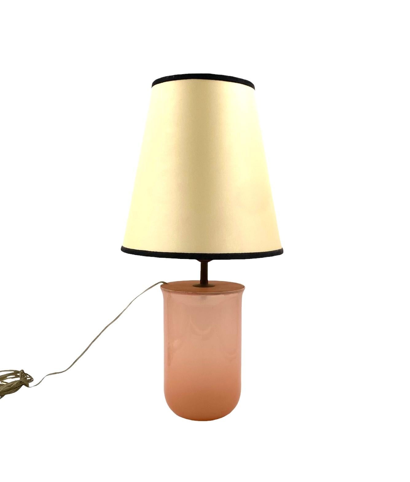 Mid-century modern pink Murano glass table lamp base, Italy, 1950s For Sale 1