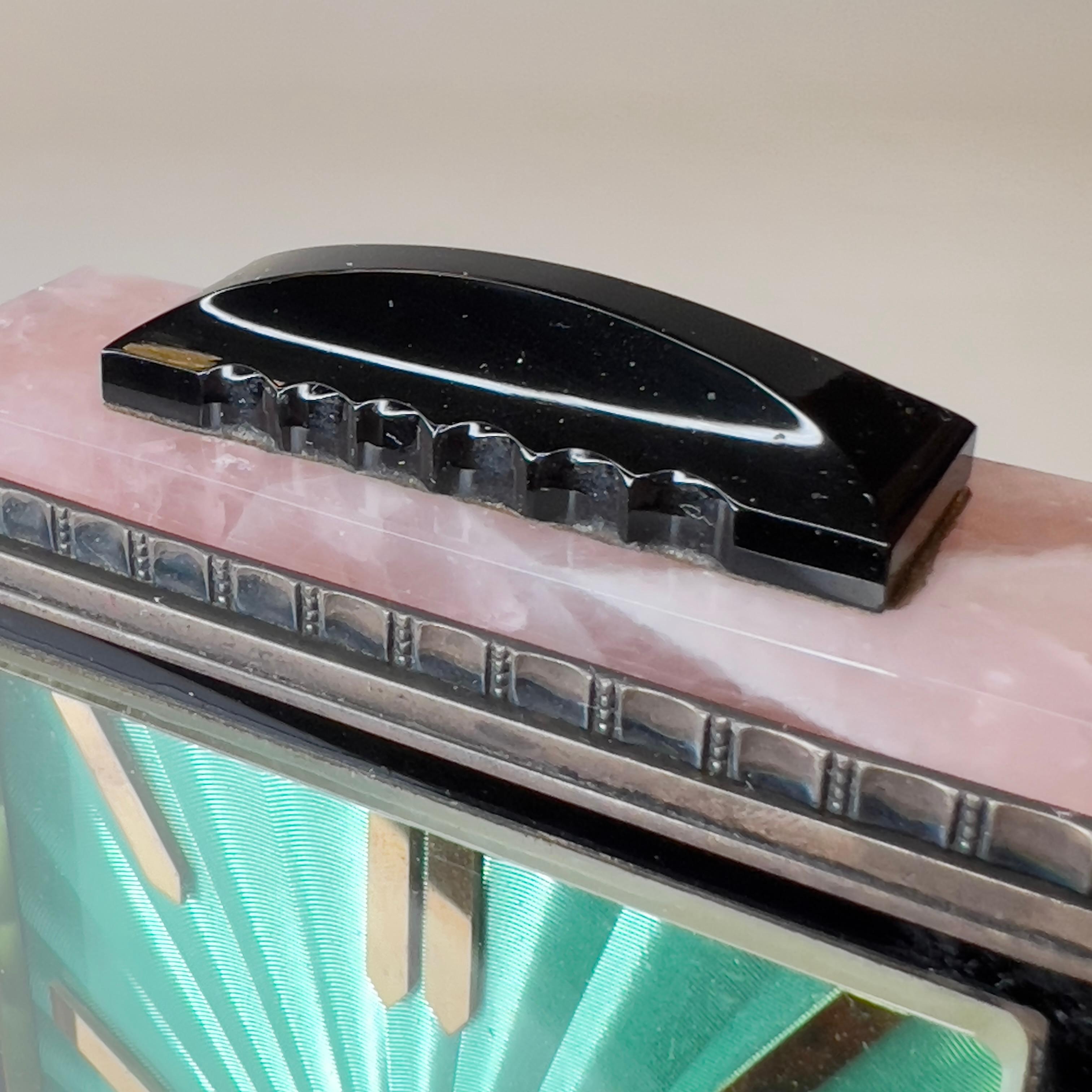 Mid-Century Modern Pink Quartz and Enamel Table Clock by E. Gubelin 9