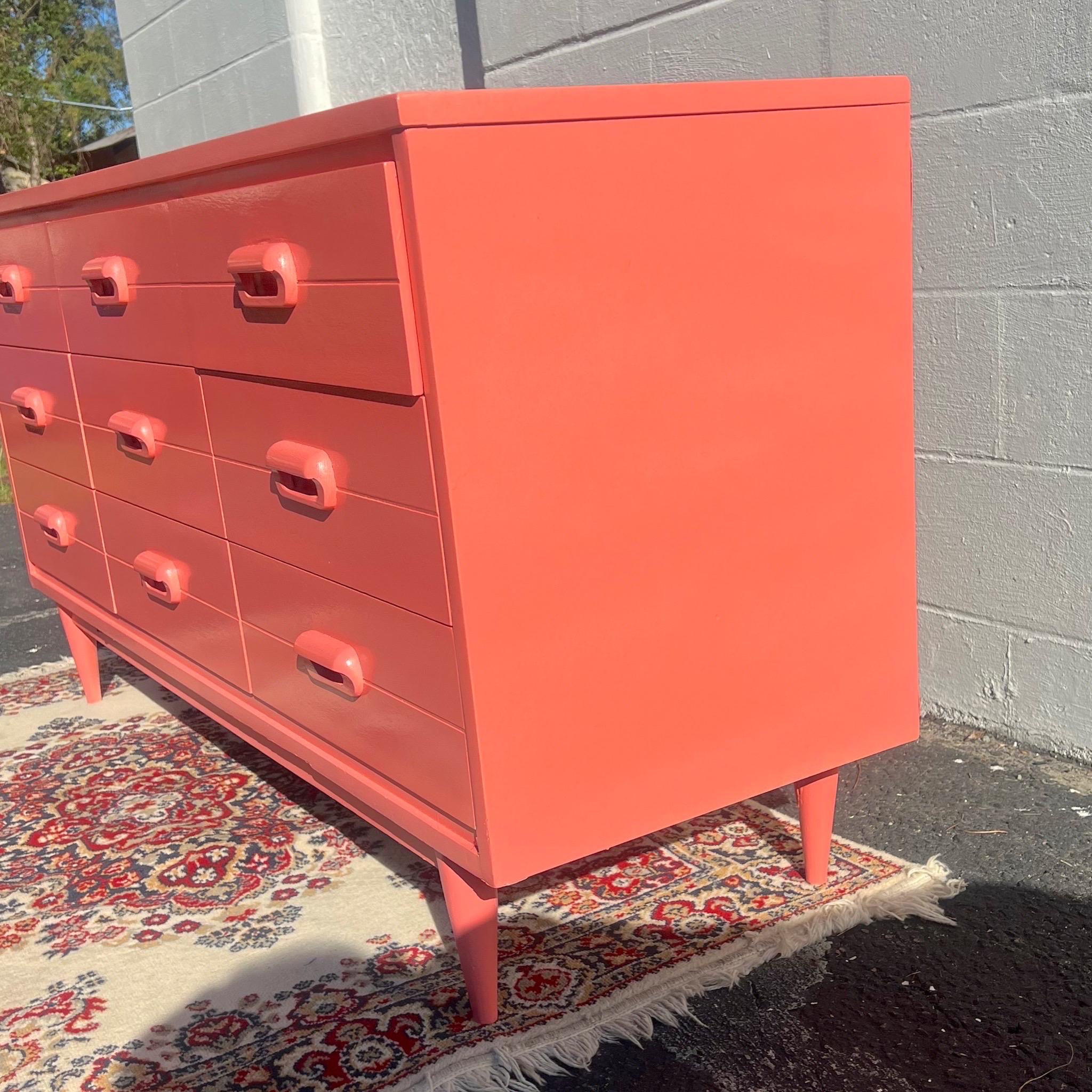 Mid-20th Century Mid-Century Modern Pink Salmon Lacquered 9 Drawer Dresser