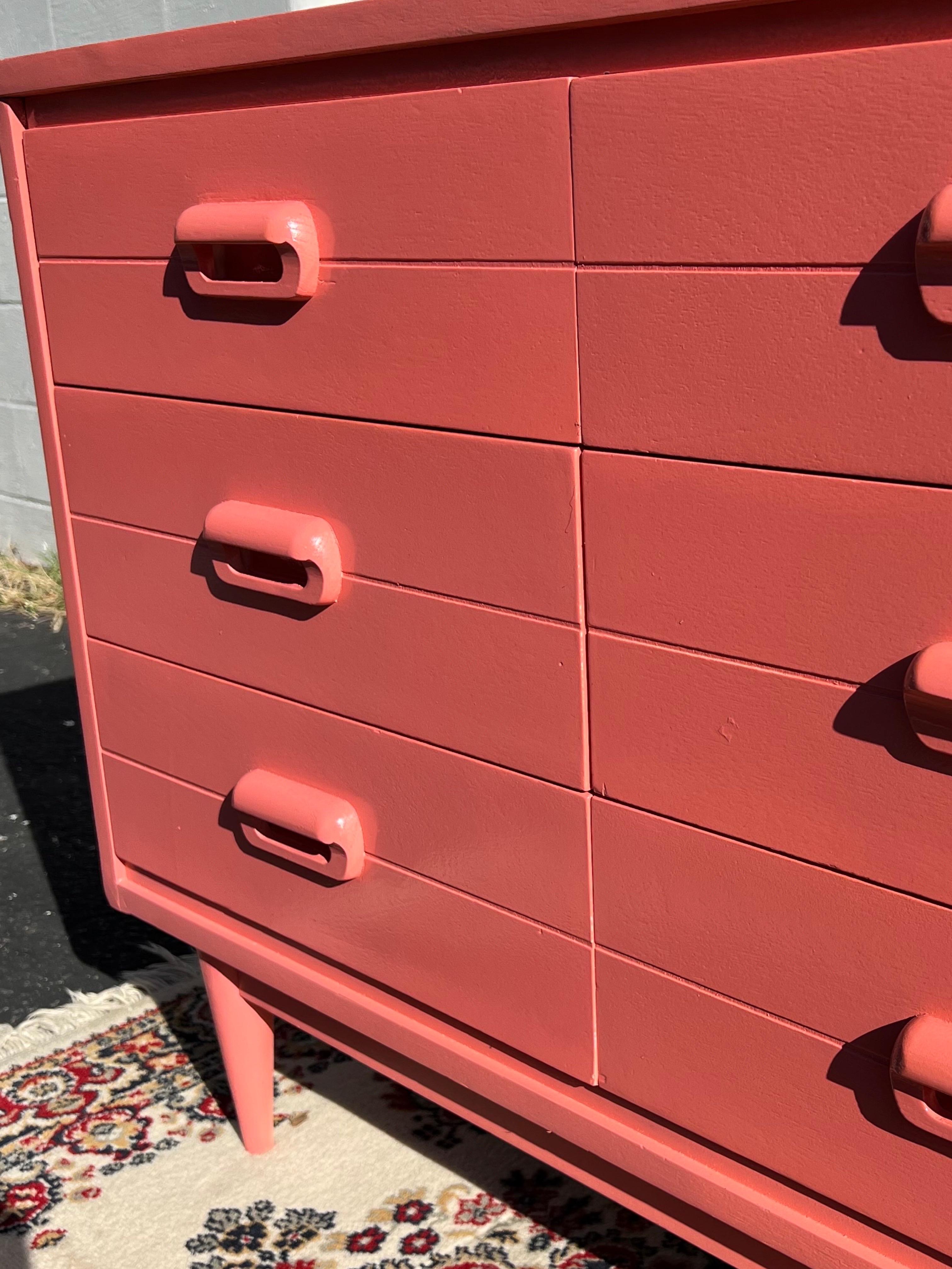 Mid-Century Modern Pink Salmon Lacquered 9 Drawer Dresser 1