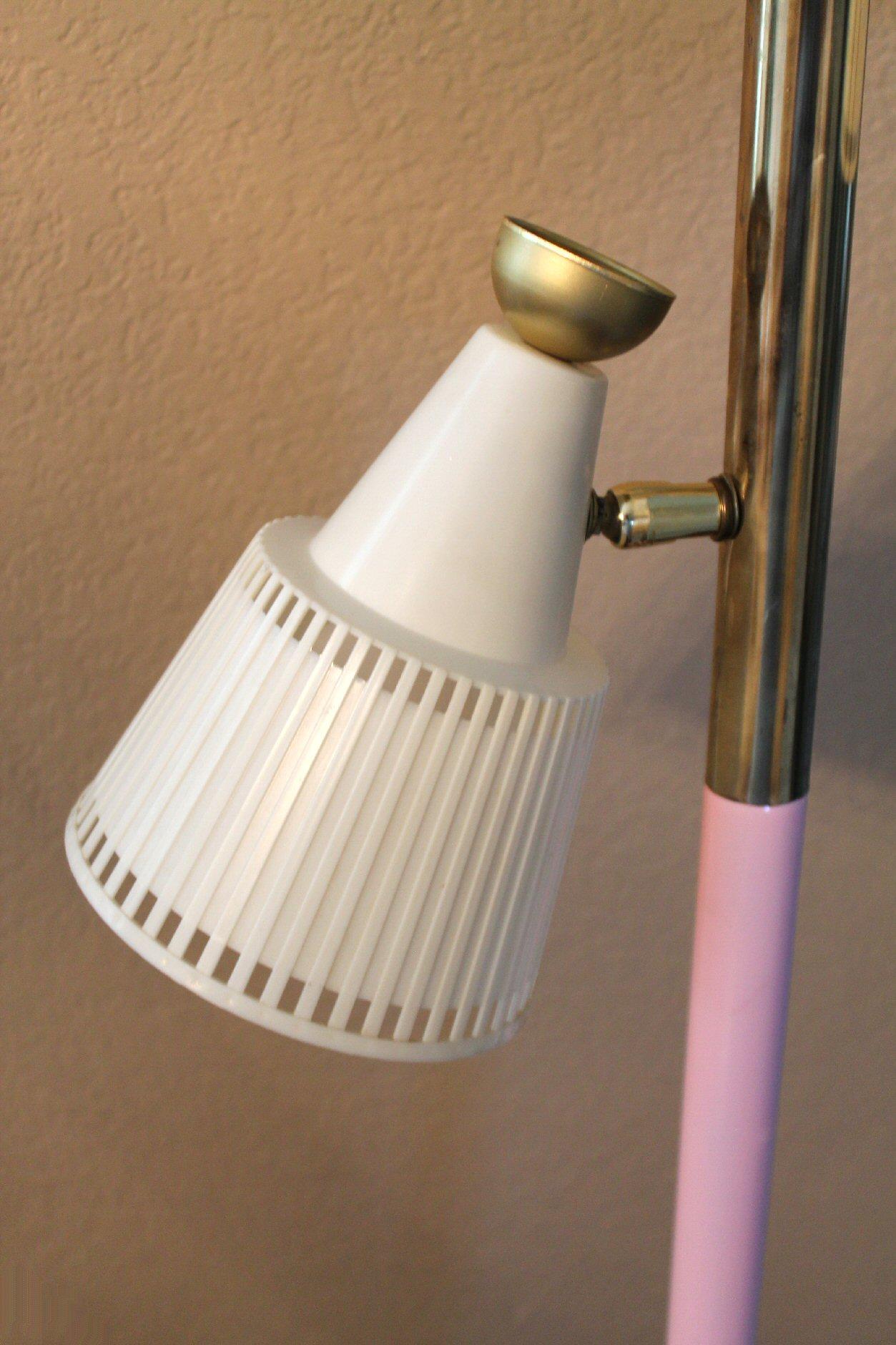 Mid Century Modern Pink Tension Pole Lamp. Atomic 1950s Floor Brass Stiffel In Good Condition In Peoria, AZ