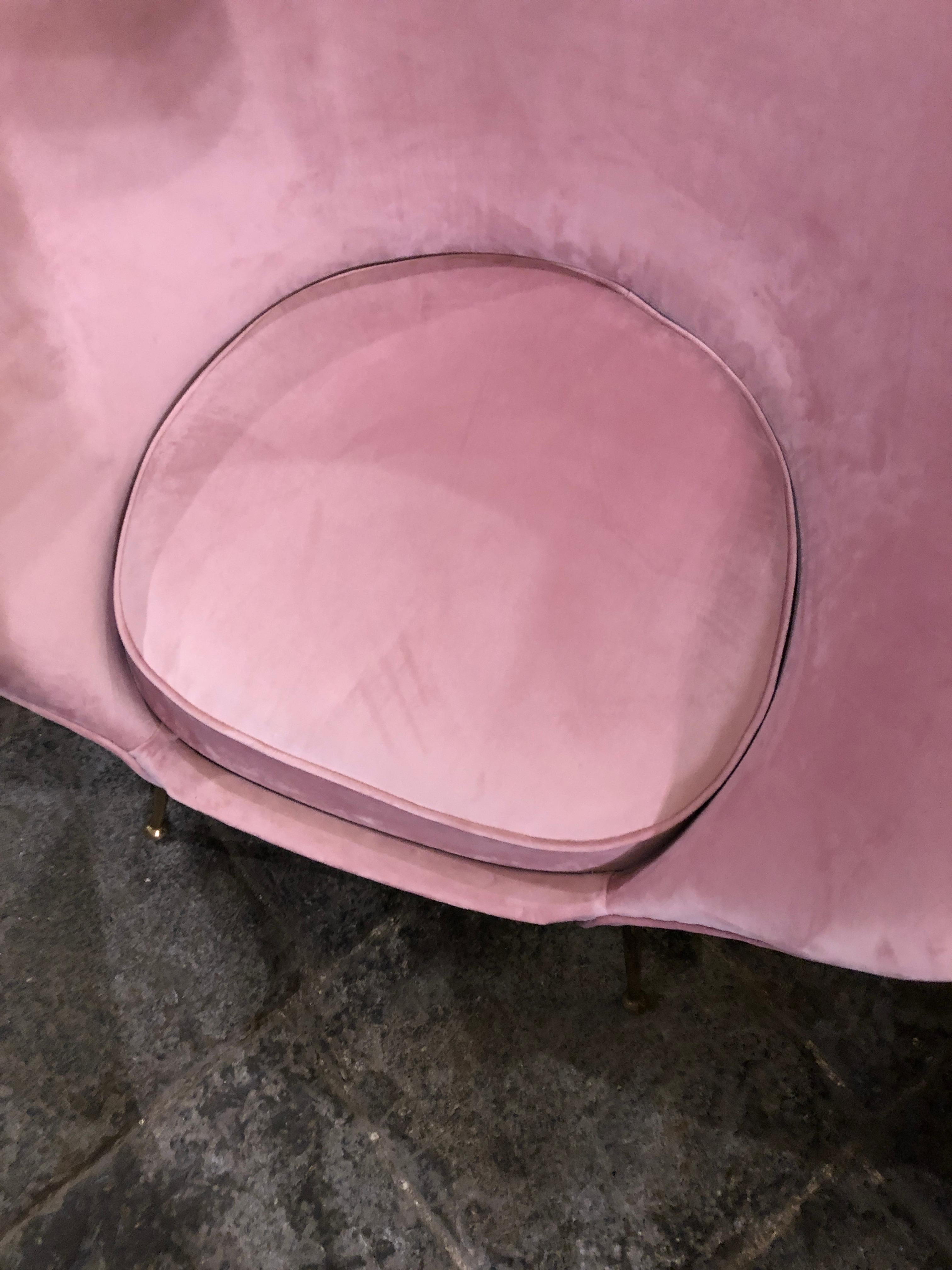 20th Century 1950s Stylish Mid-Century Modern Pink Velvet and Brass Italian Armchair