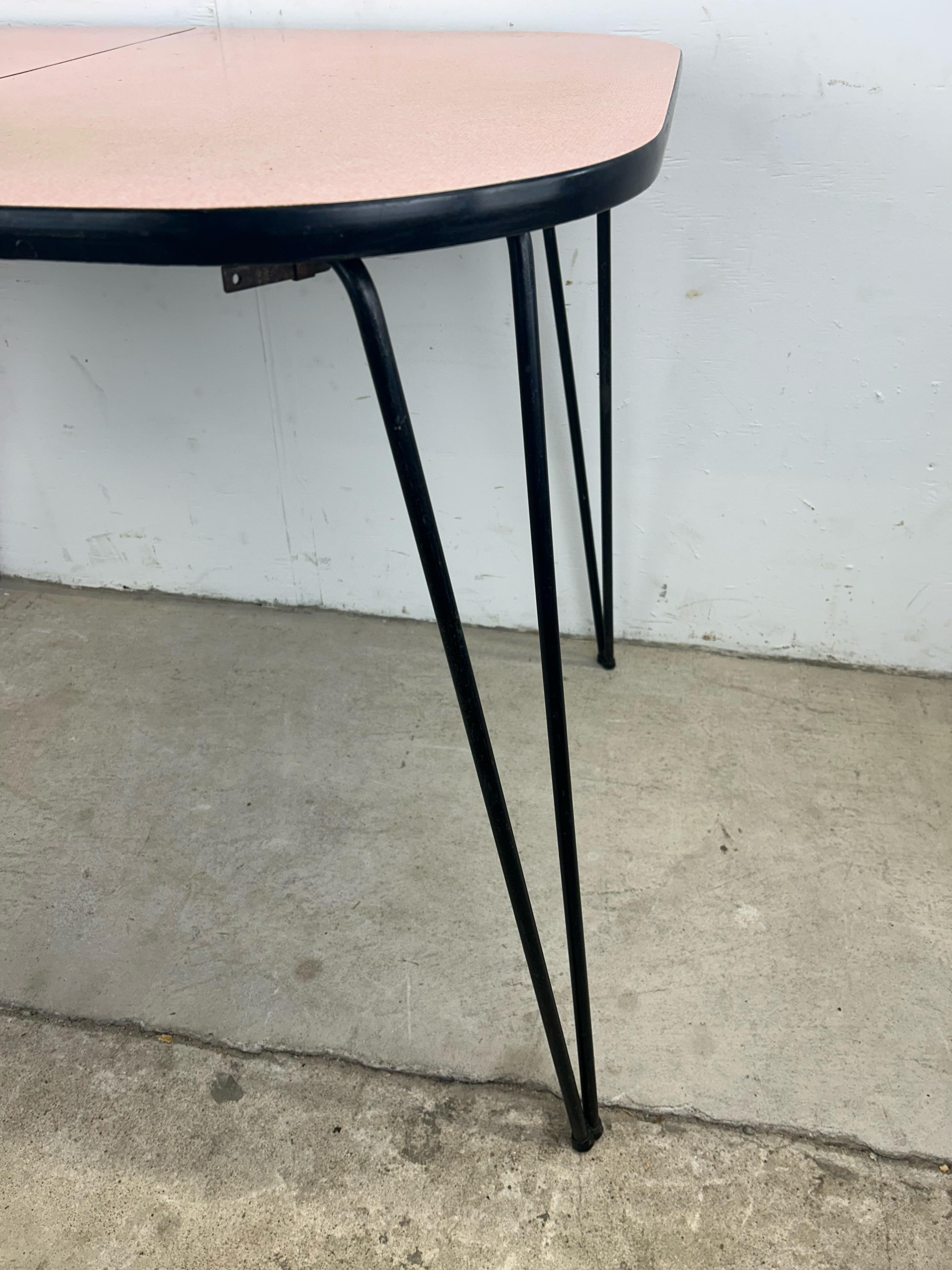 Mid Century Modern Pink & White Dining Table with Hairpin Legs For Sale 5